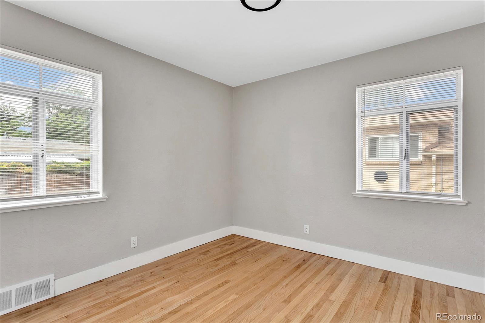 MLS Image #9 for 1075  kingston street,aurora, Colorado