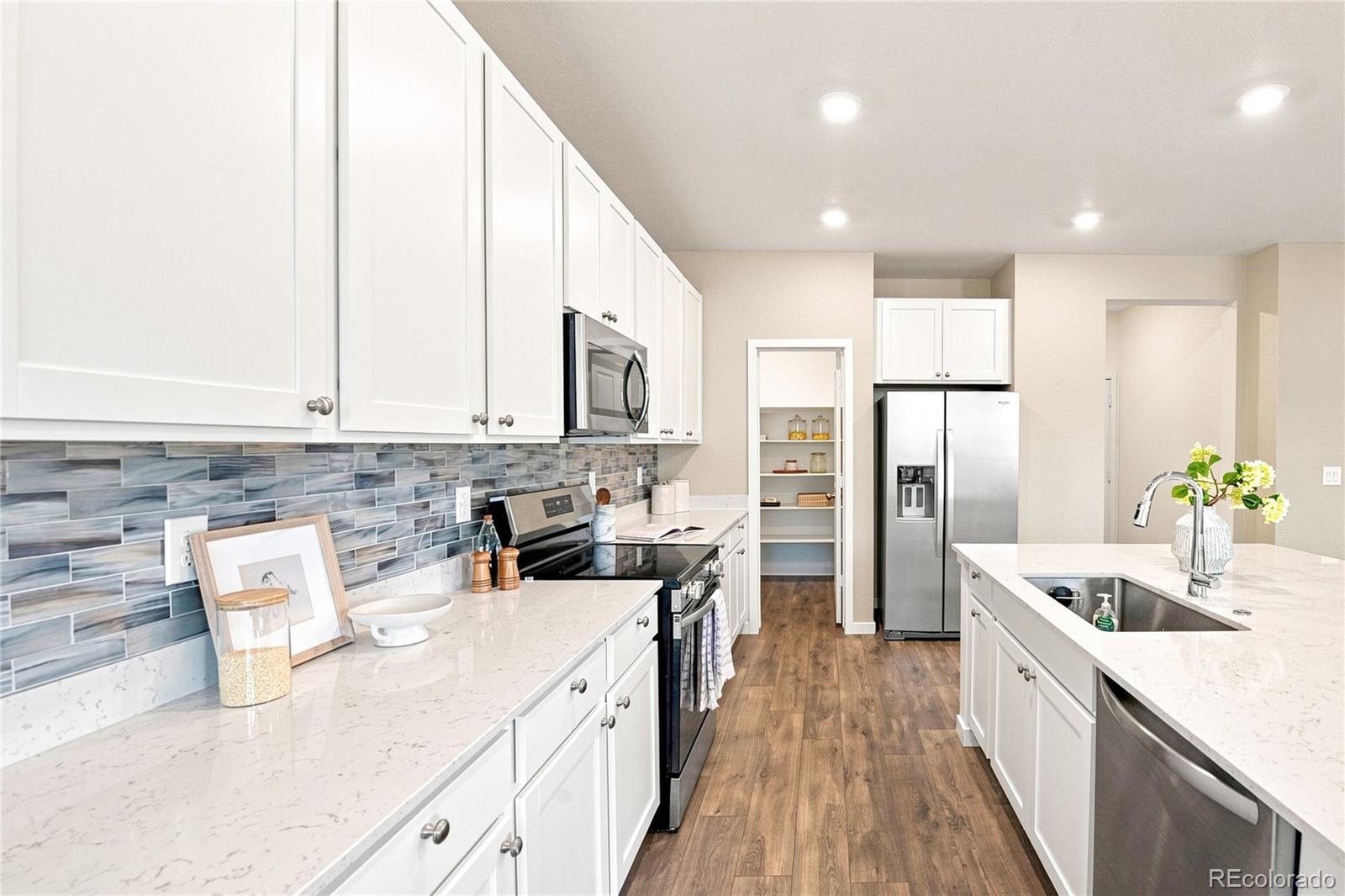MLS Image #11 for 653  thistle place,lafayette, Colorado