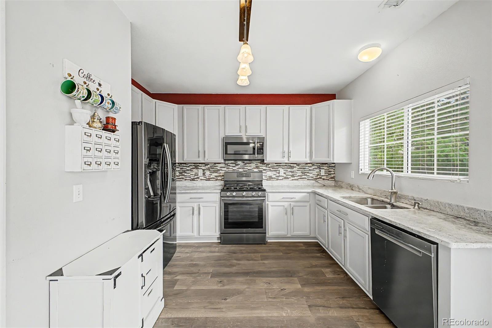 MLS Image #14 for 7325 s nucla street,aurora, Colorado