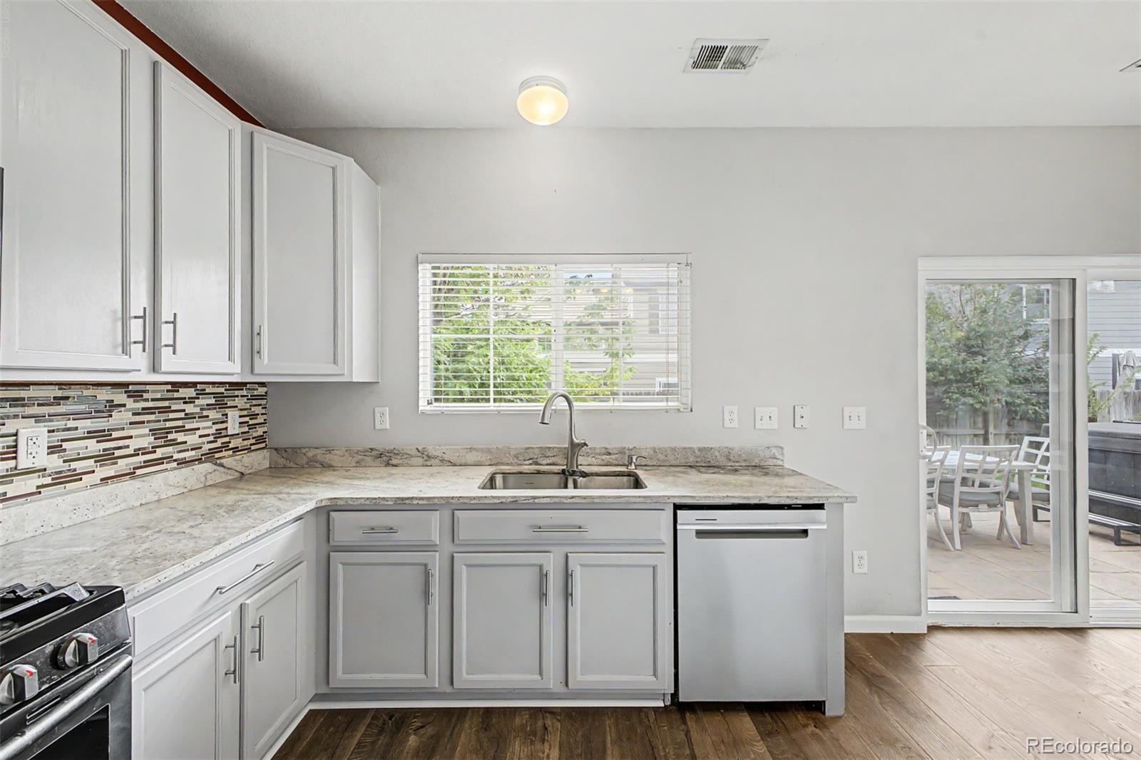 MLS Image #17 for 7325 s nucla street,aurora, Colorado