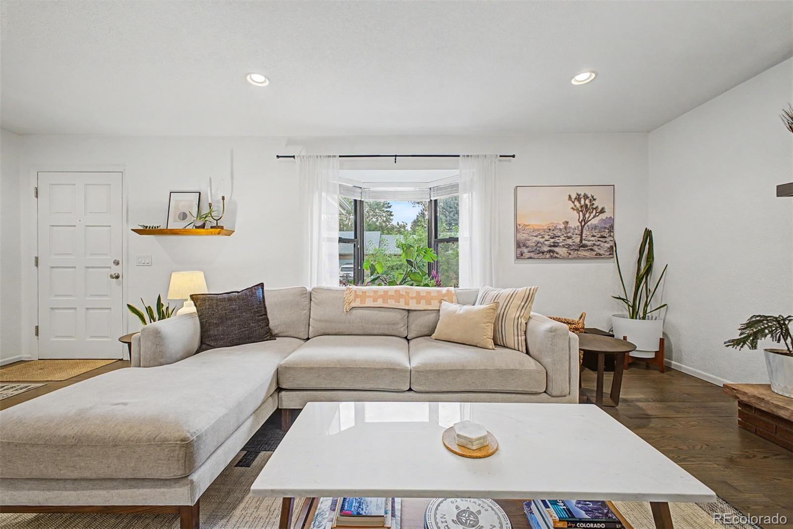 MLS Image #5 for 2105  lewis street,denver, Colorado
