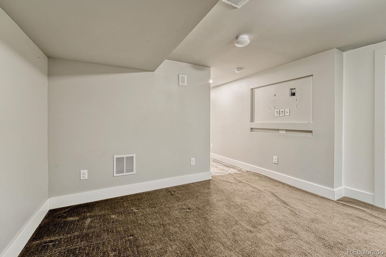 MLS Image #29 for 424 s gilpin street,denver, Colorado