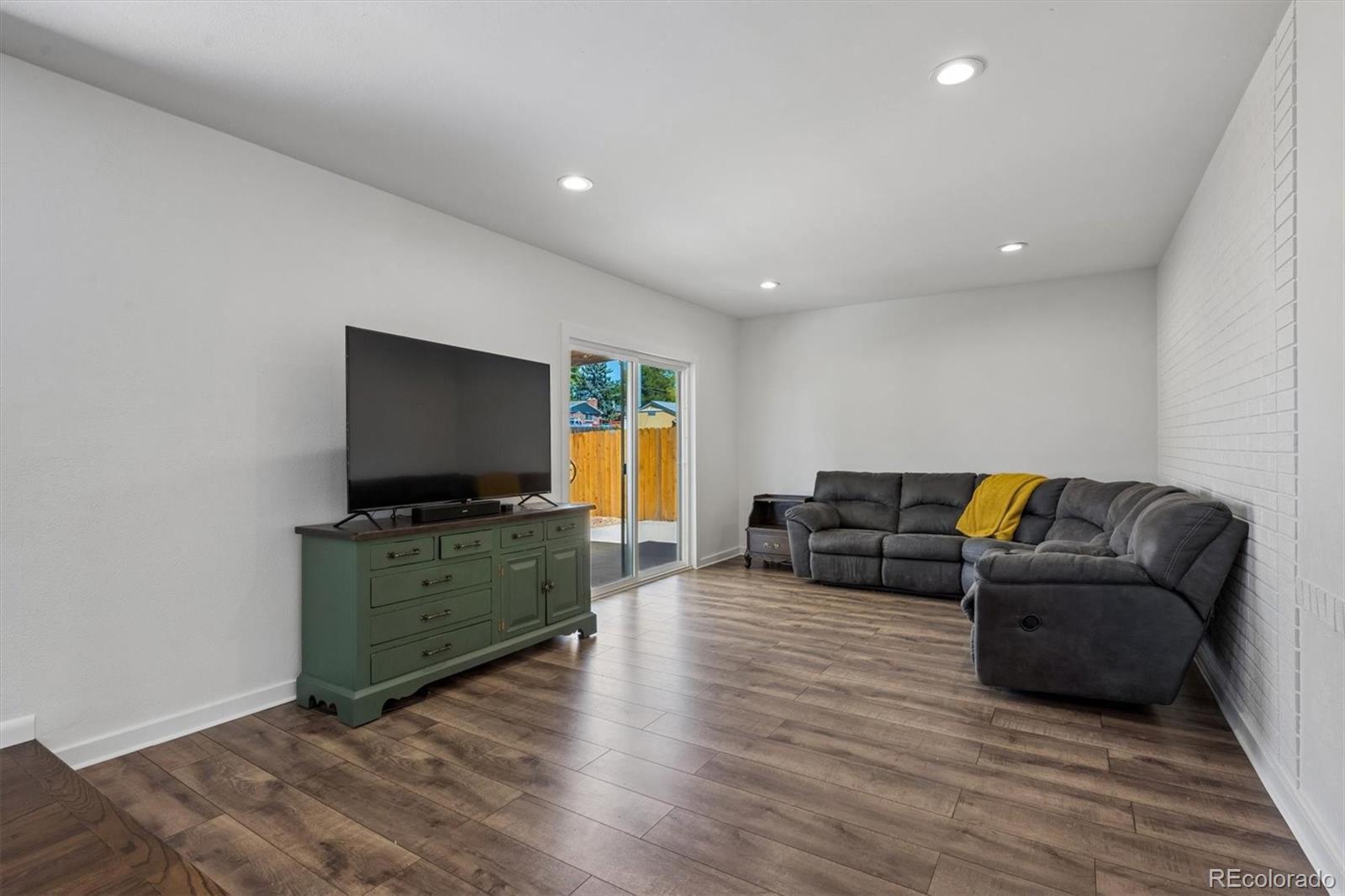 MLS Image #5 for 6017  vivian court,arvada, Colorado