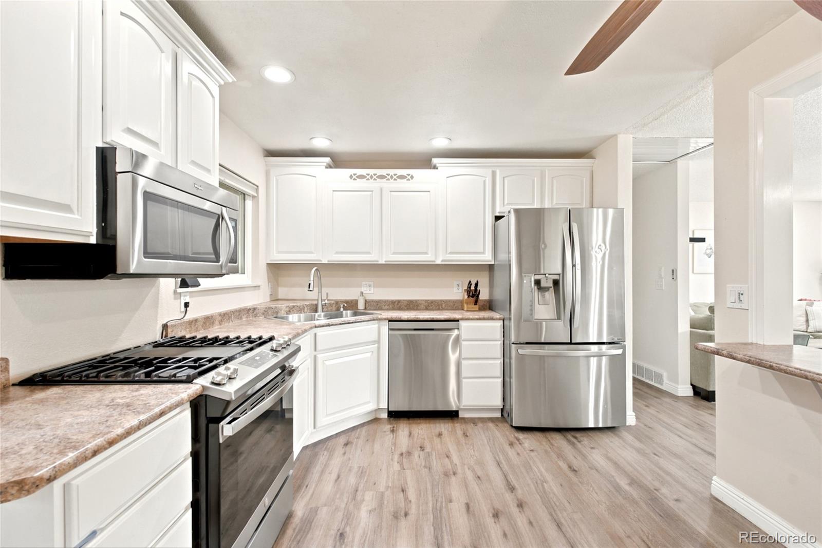 MLS Image #12 for 4494 s alkire street,morrison, Colorado
