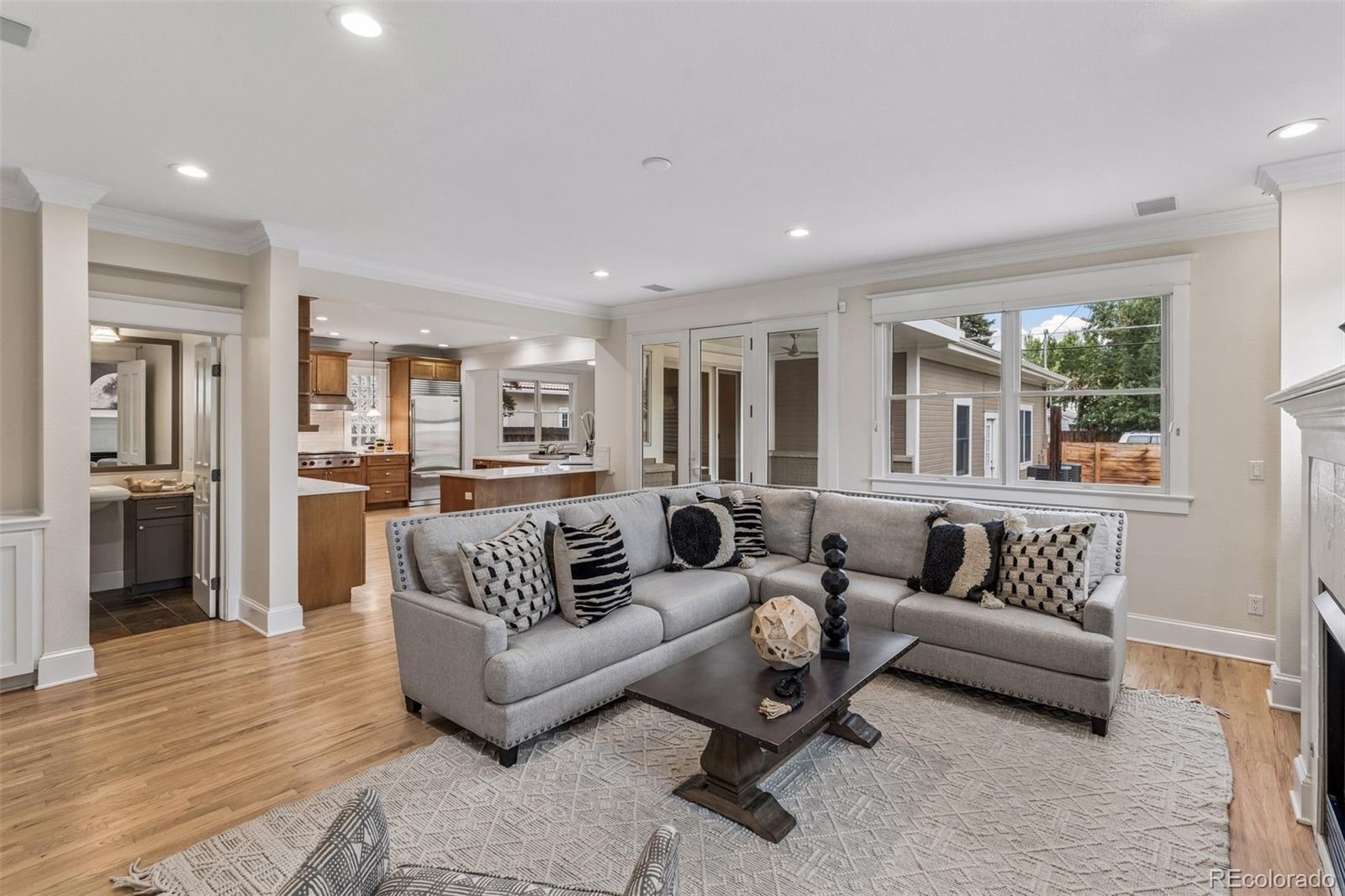 MLS Image #18 for 2370 s columbine street,denver, Colorado