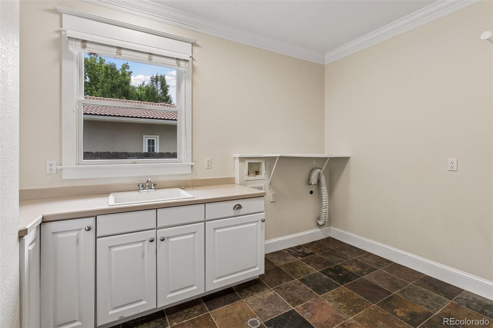 MLS Image #29 for 2370 s columbine street,denver, Colorado
