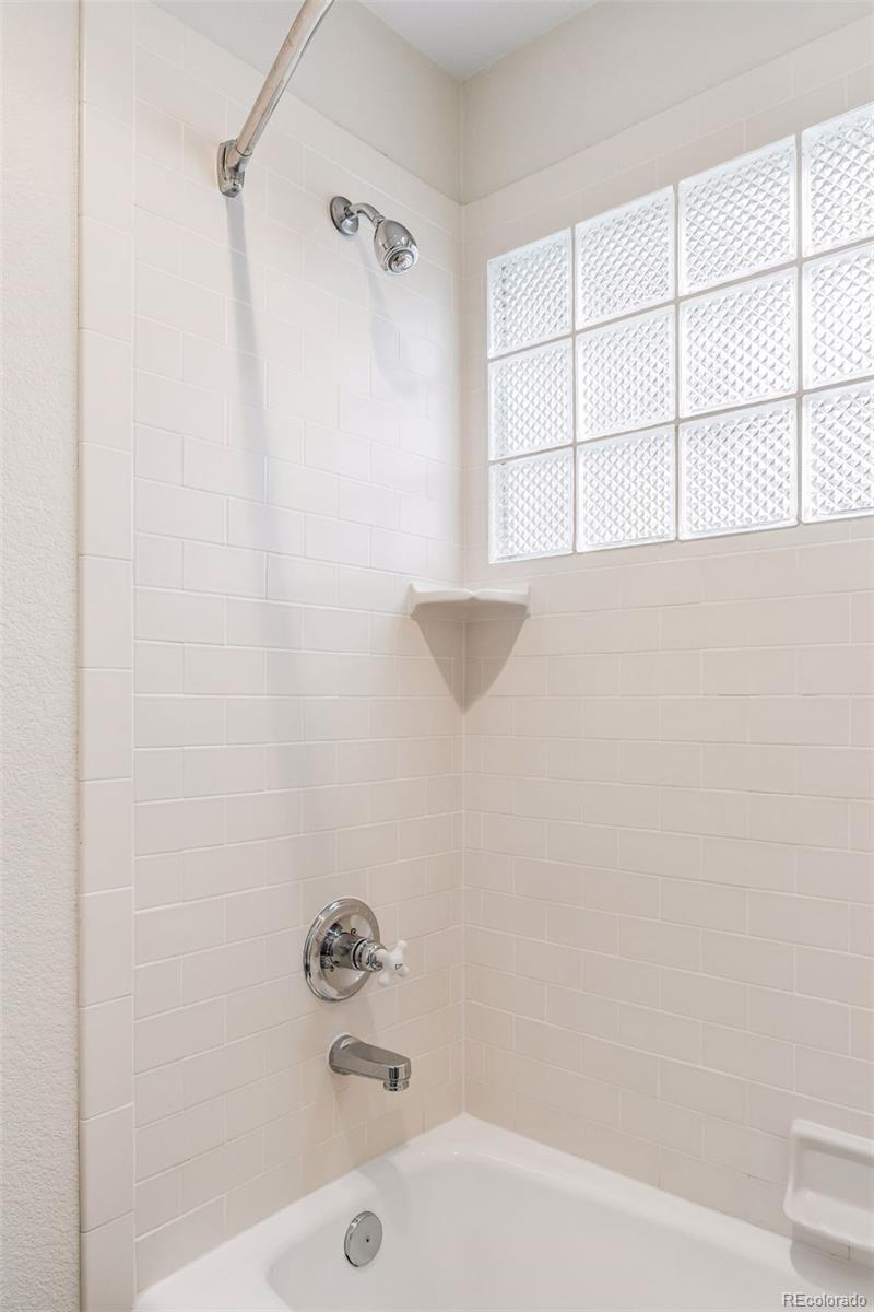 MLS Image #40 for 2370 s columbine street,denver, Colorado