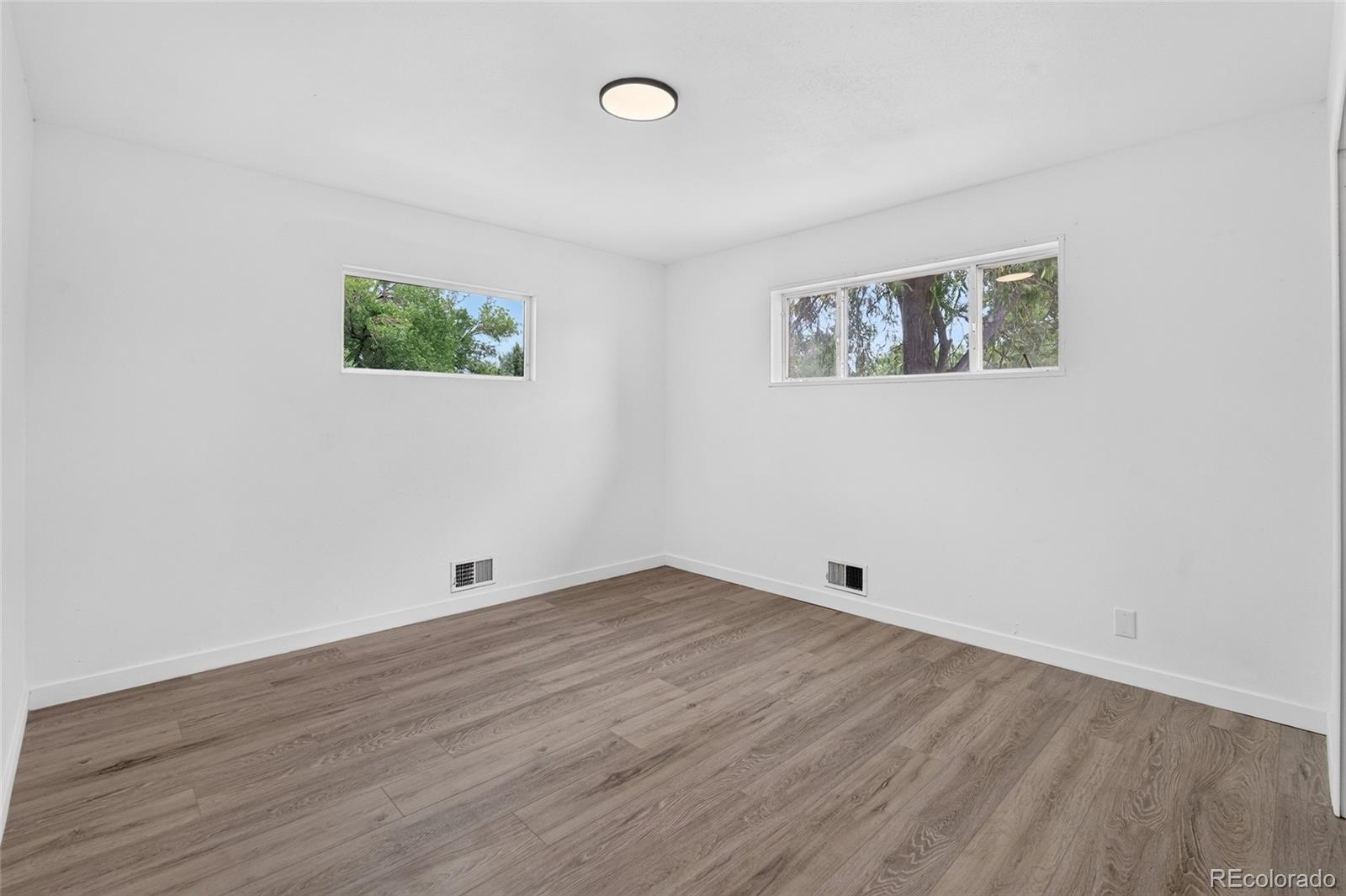 MLS Image #11 for 1343  lipan drive,denver, Colorado