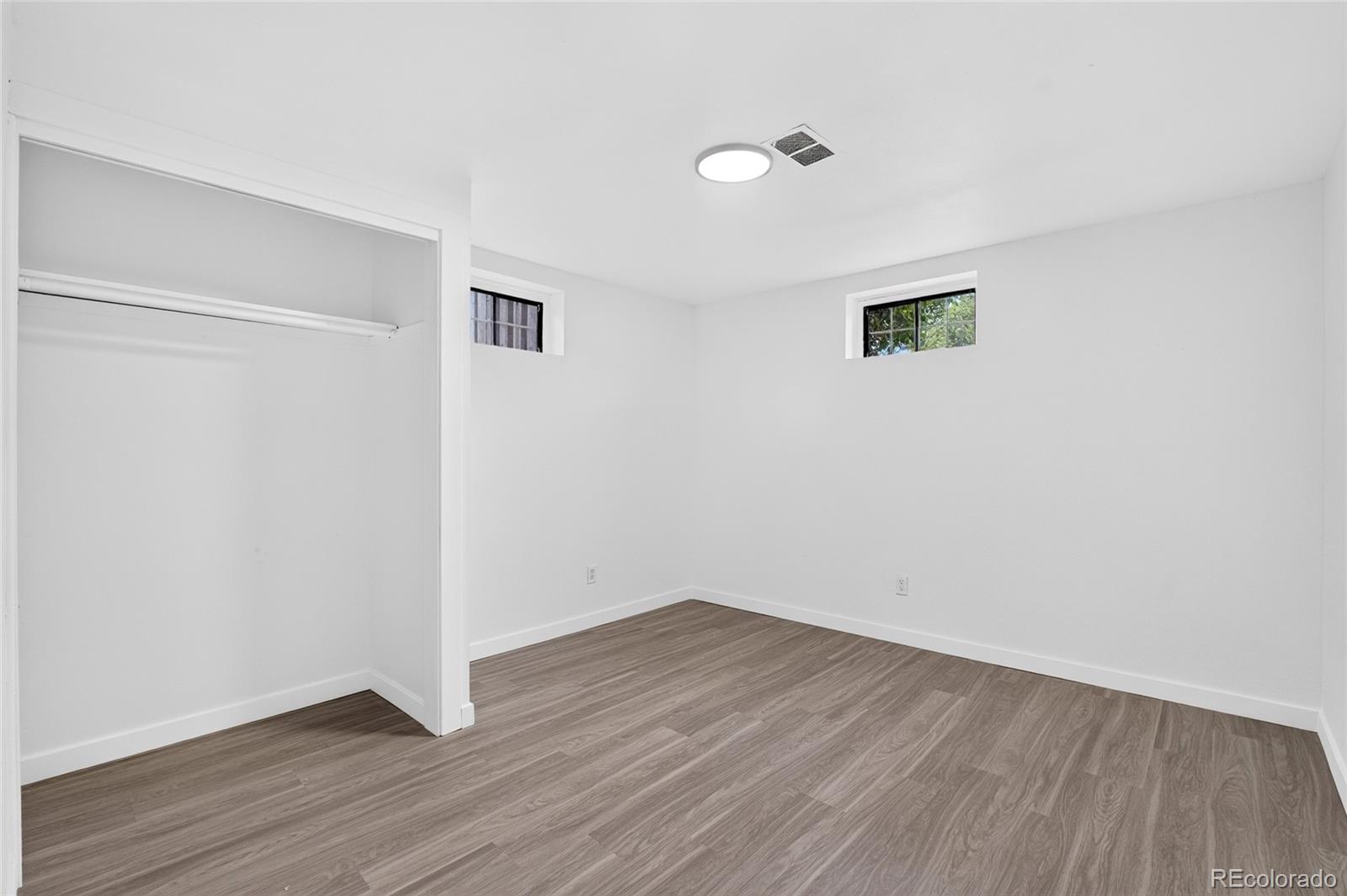 MLS Image #14 for 1343  lipan drive,denver, Colorado