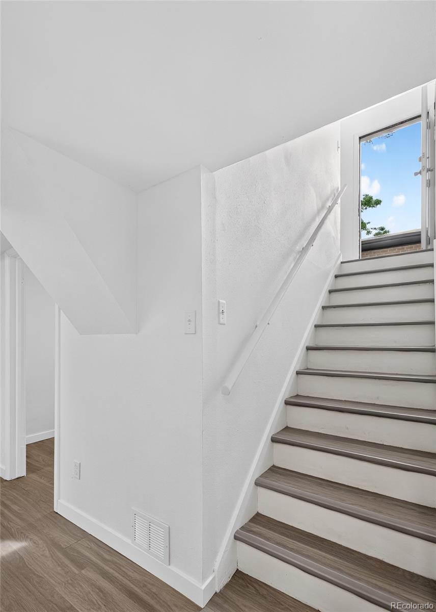 MLS Image #19 for 1343  lipan drive,denver, Colorado