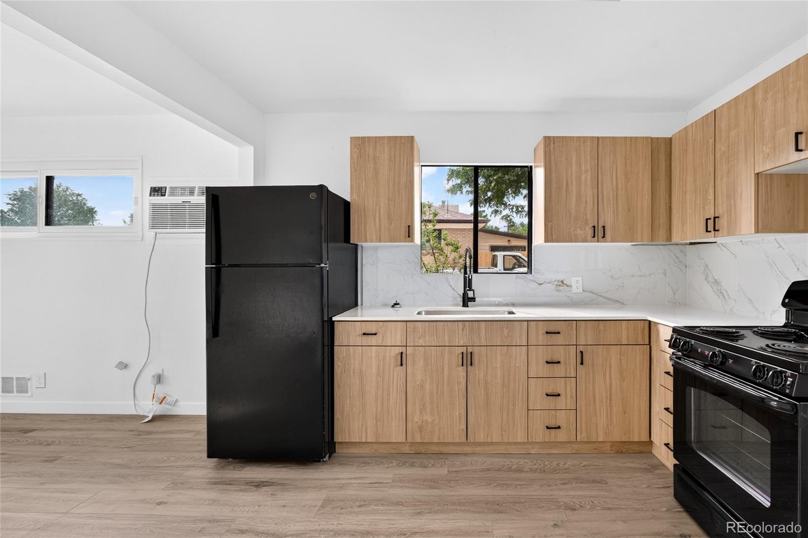 MLS Image #2 for 1343  lipan drive,denver, Colorado