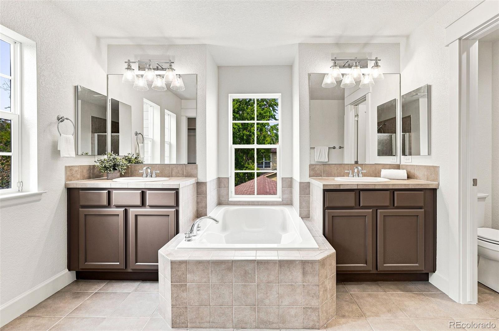 MLS Image #33 for 2647  xanthia court,denver, Colorado