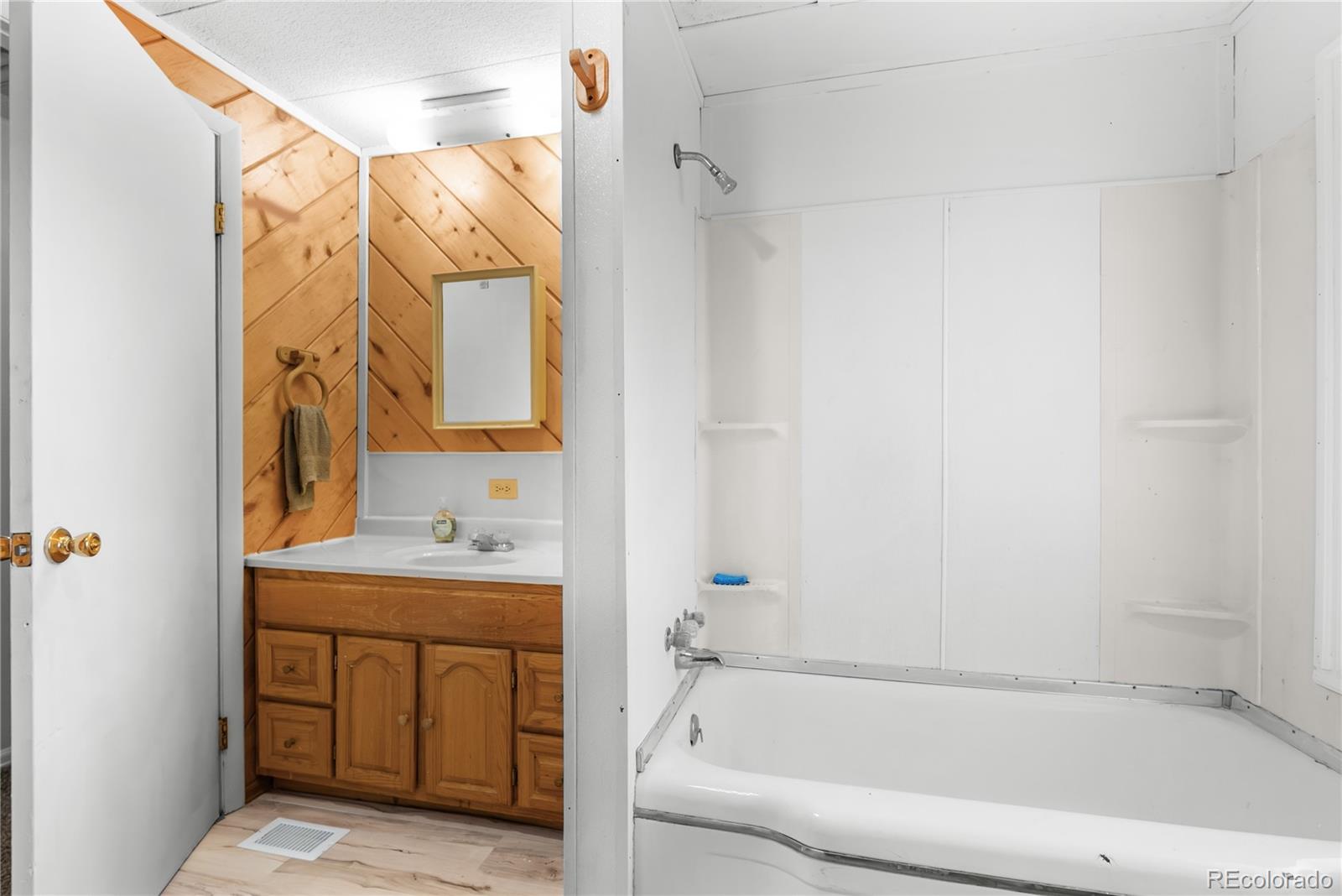 MLS Image #16 for 685  7th street,penrose, Colorado