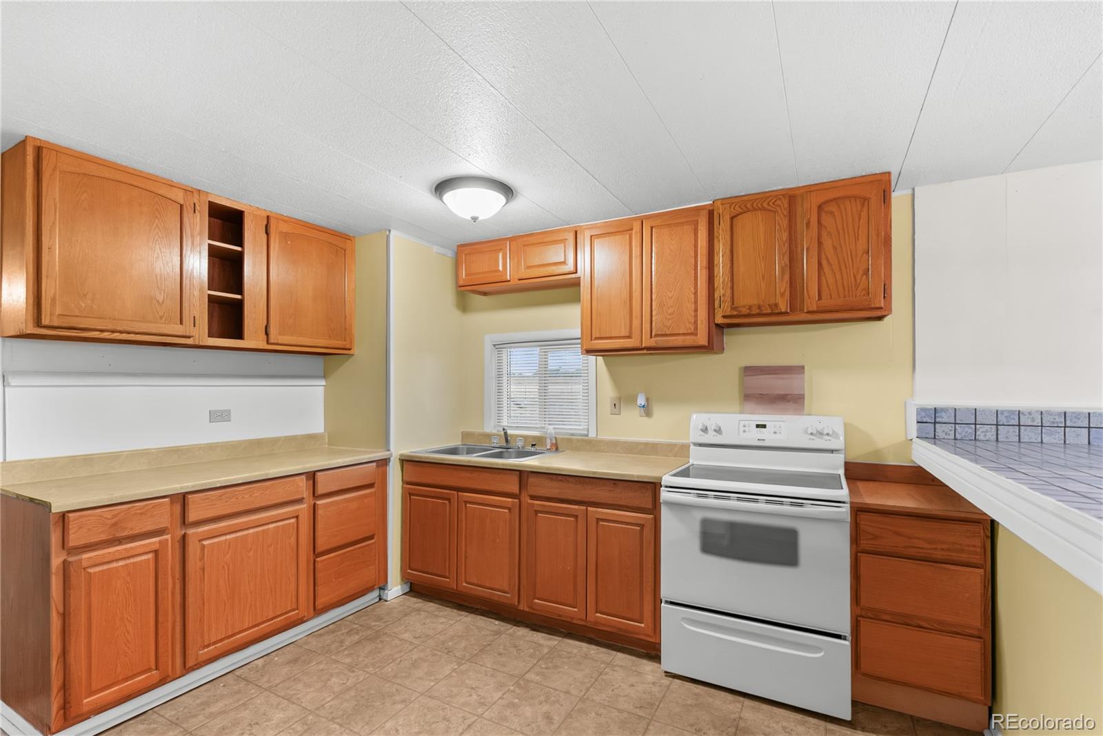 MLS Image #8 for 685  7th street,penrose, Colorado