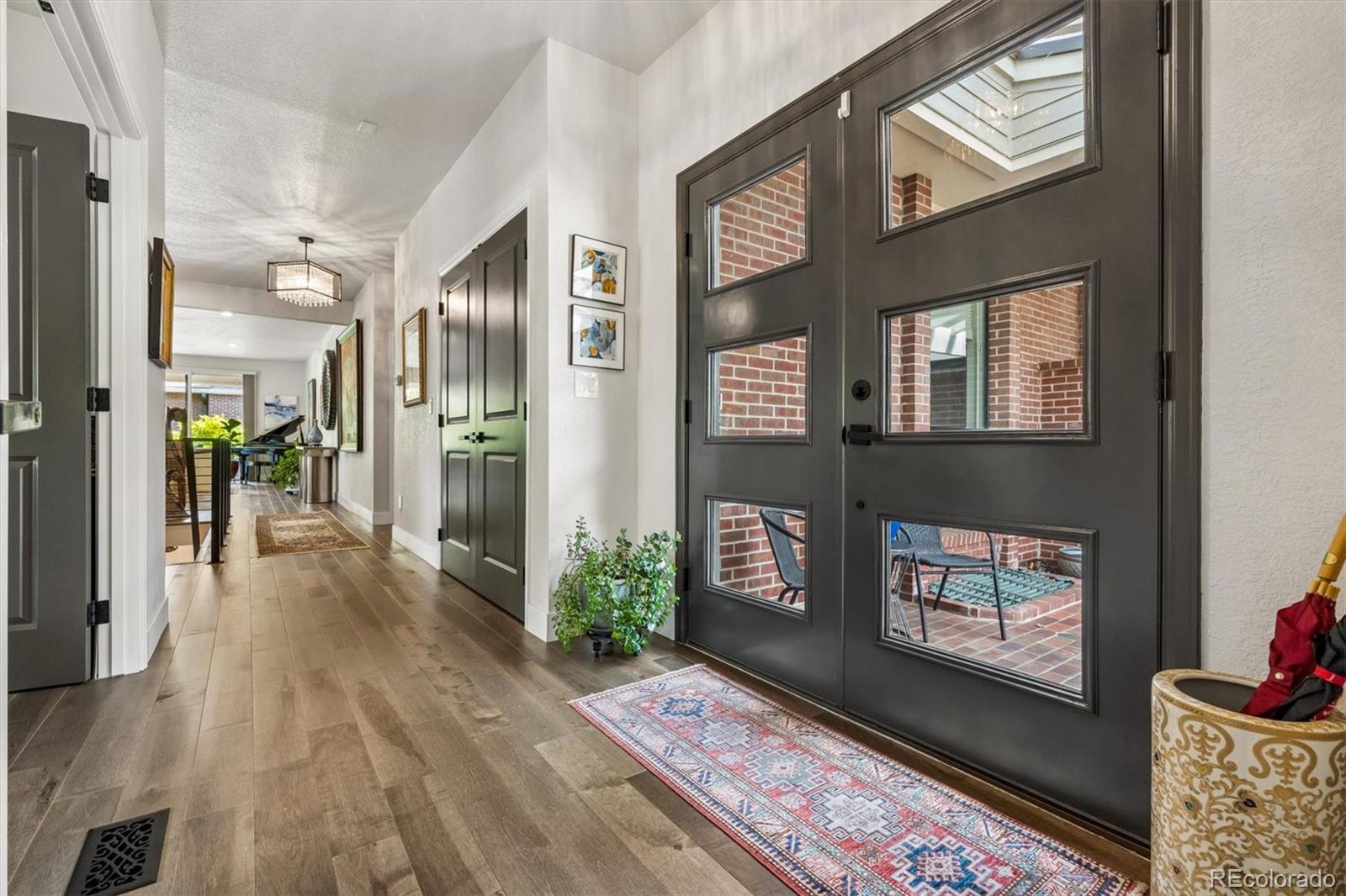 MLS Image #2 for 2800 s university boulevard,denver, Colorado