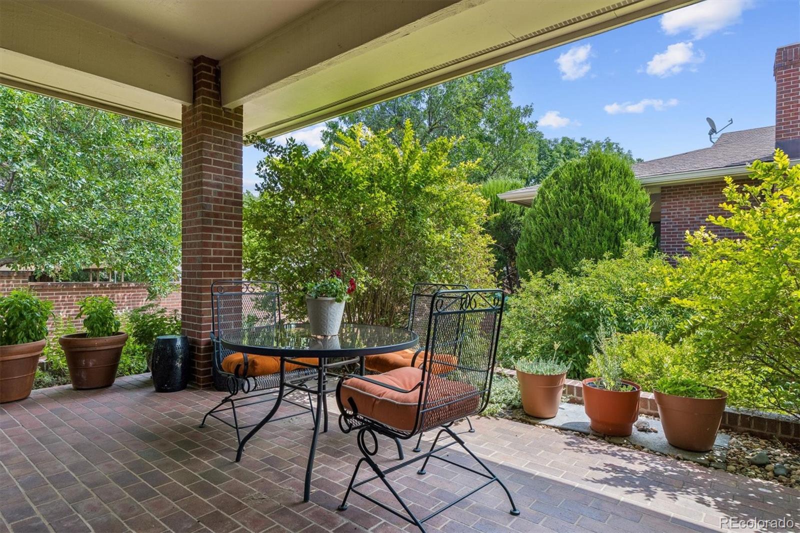 MLS Image #39 for 2800 s university boulevard,denver, Colorado