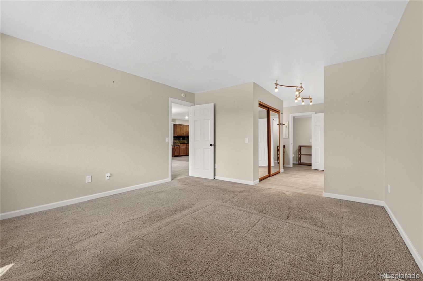 MLS Image #14 for 10594  park mountain,littleton, Colorado