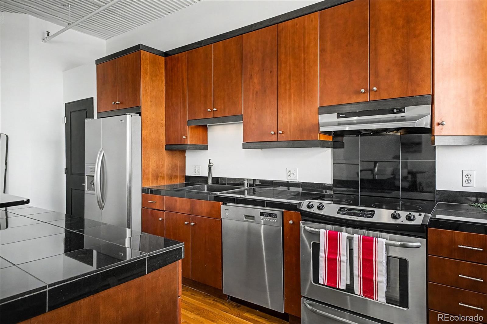 MLS Image #9 for 2261  blake street,denver, Colorado