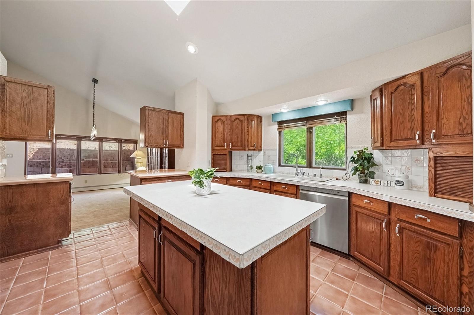 MLS Image #8 for 11480  valle verde drive,colorado springs, Colorado
