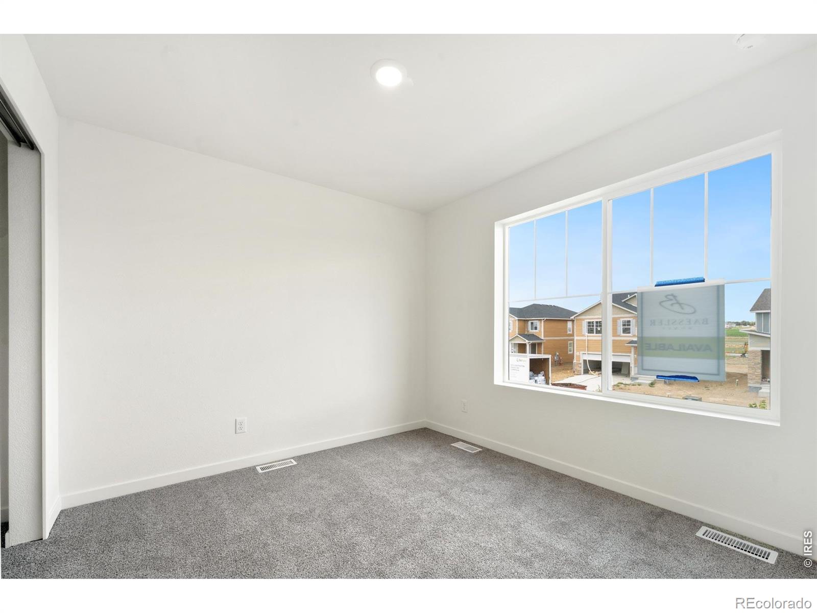 MLS Image #18 for 1944  sorghum way,johnstown, Colorado
