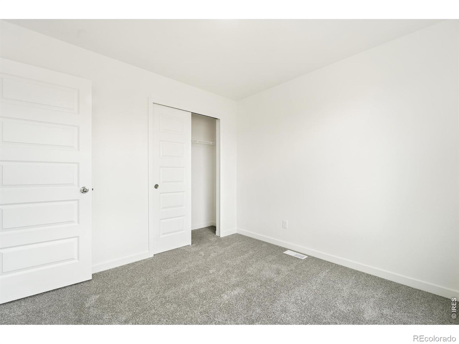 MLS Image #19 for 1944  sorghum way,johnstown, Colorado