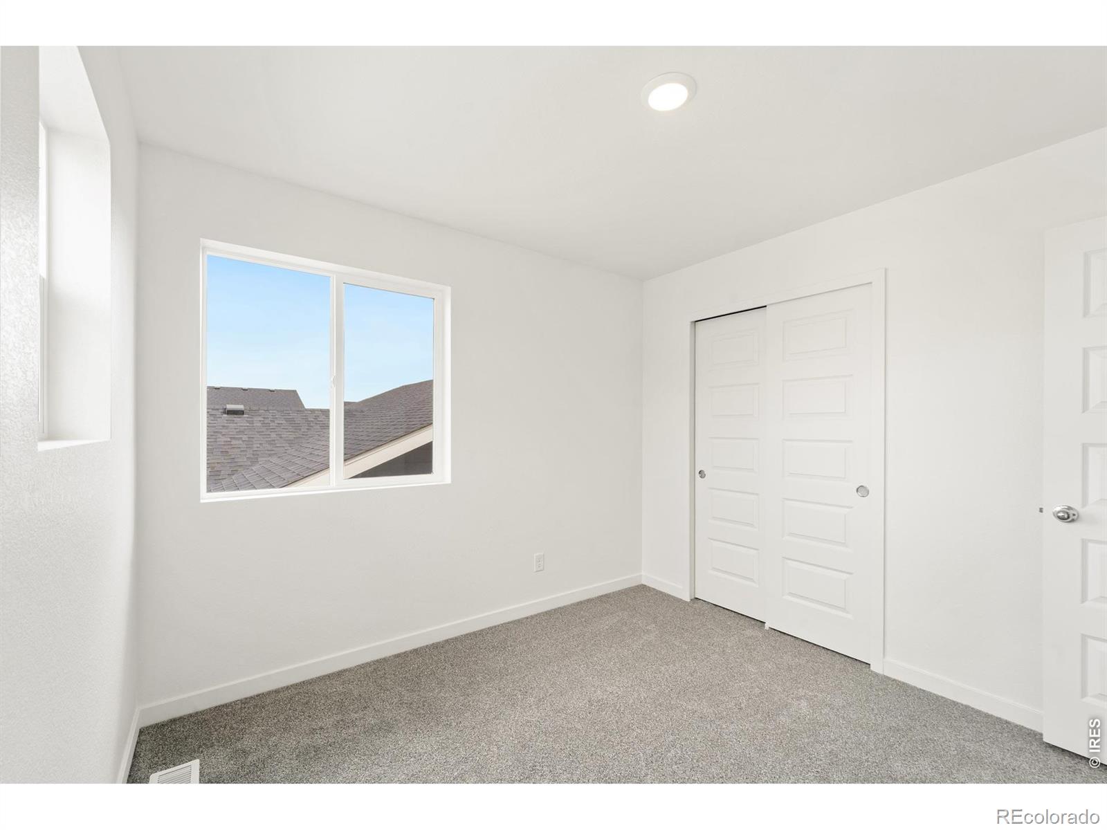 MLS Image #21 for 1944  sorghum way,johnstown, Colorado