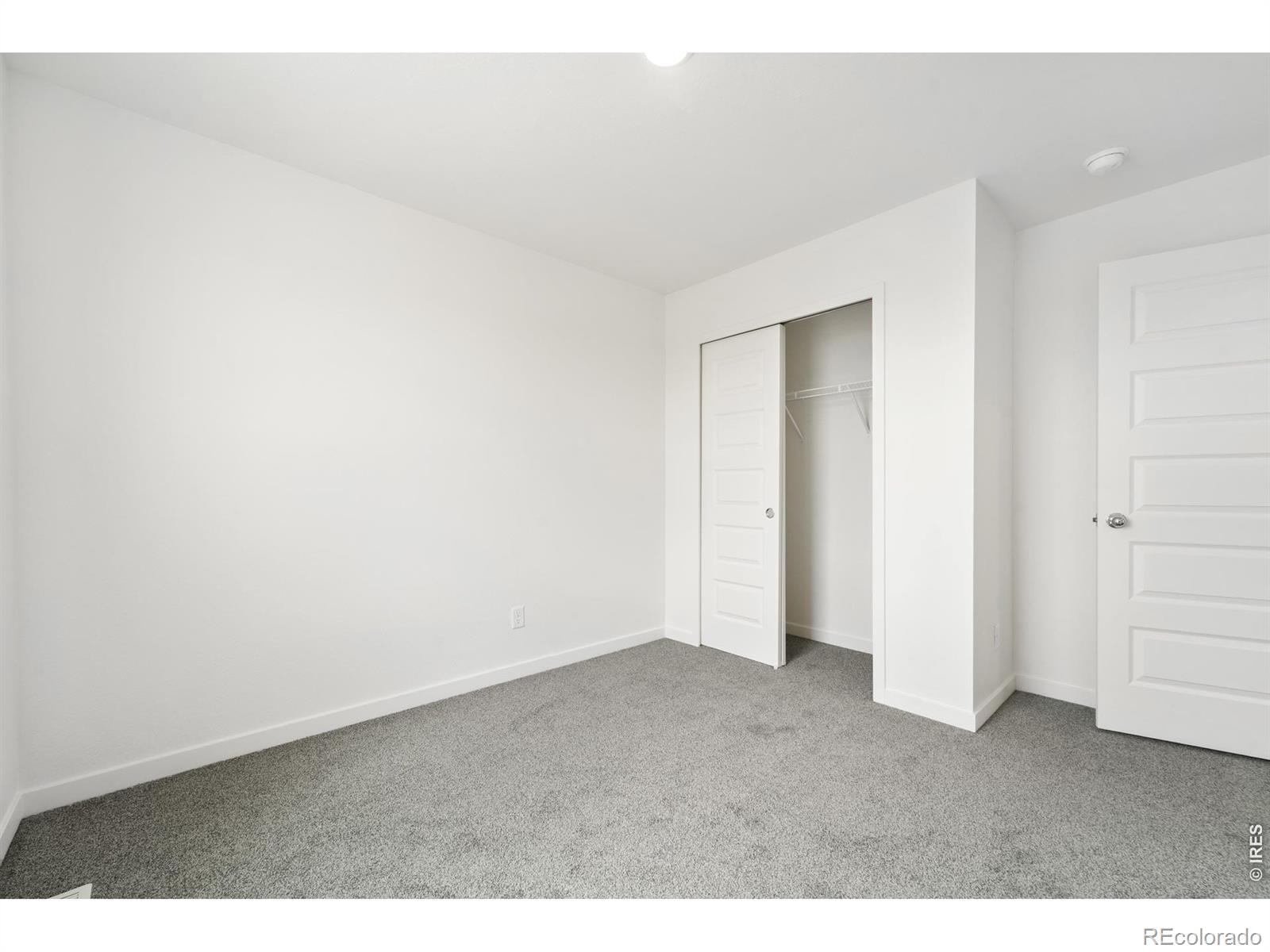 MLS Image #22 for 1944  sorghum way,johnstown, Colorado