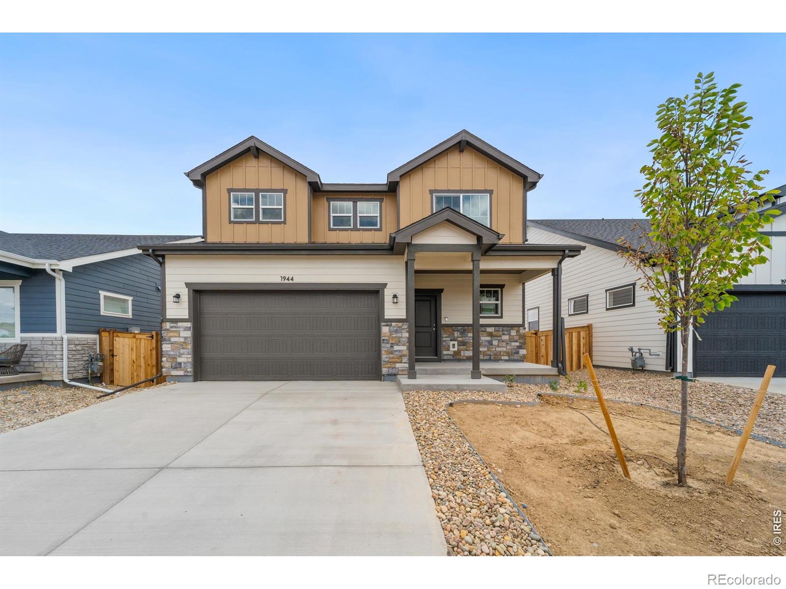 MLS Image #26 for 1944  sorghum way,johnstown, Colorado