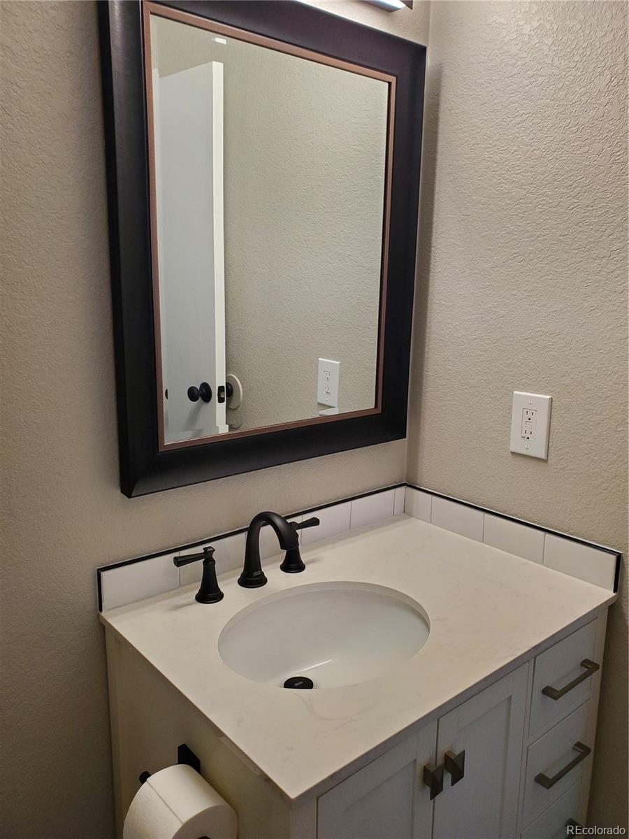 MLS Image #13 for 4127 s hannibal street,aurora, Colorado