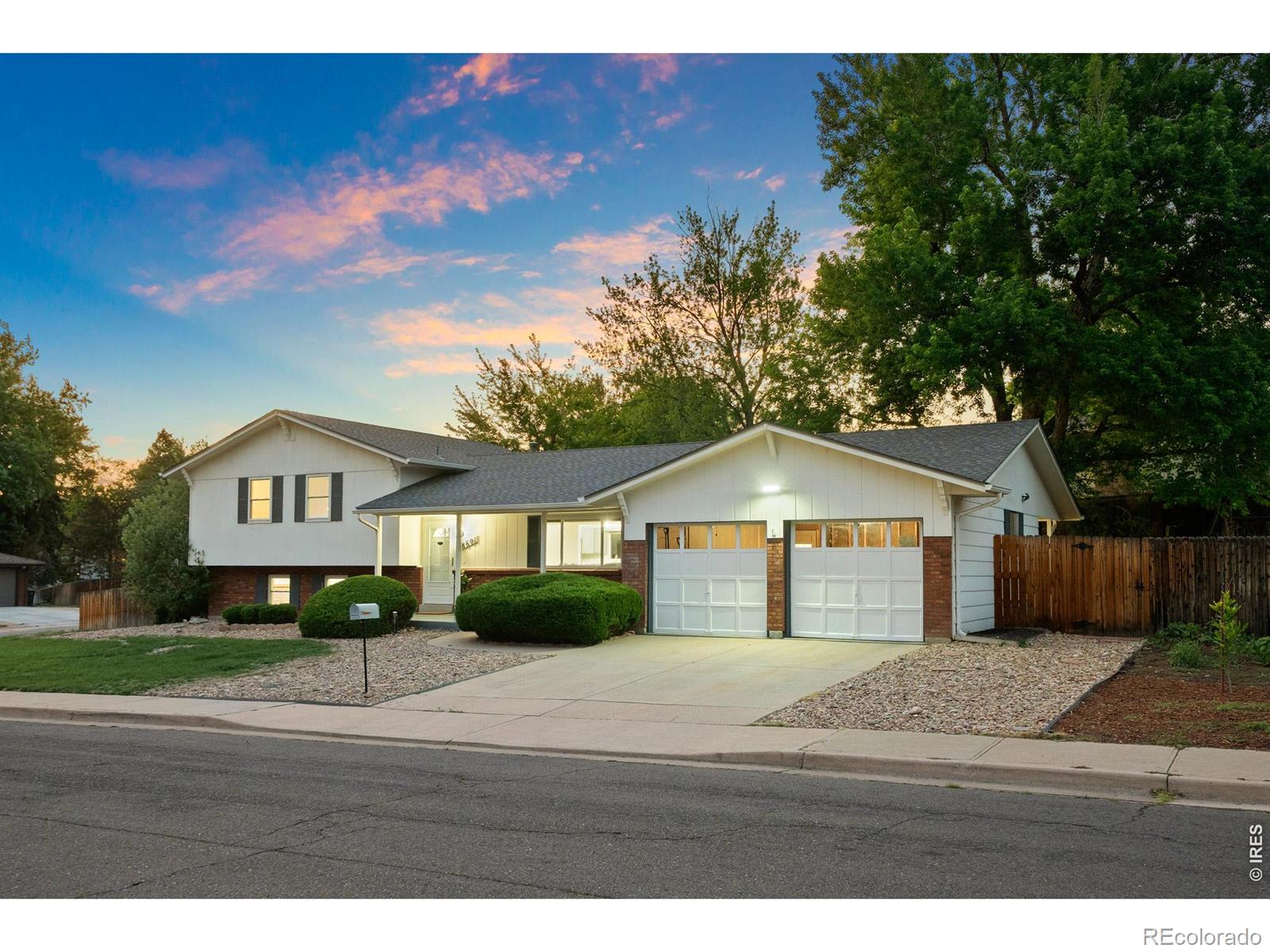 MLS Image #3 for 8601 e layton avenue,denver, Colorado
