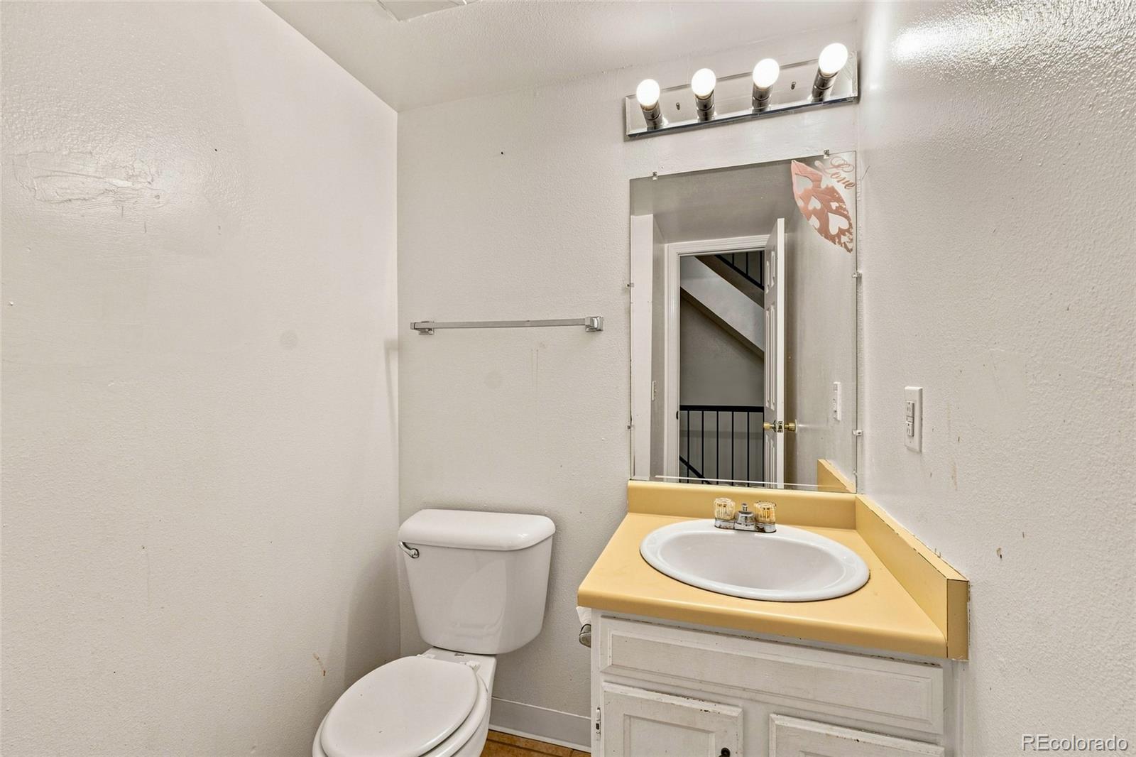 MLS Image #13 for 17645 e loyola drive,aurora, Colorado