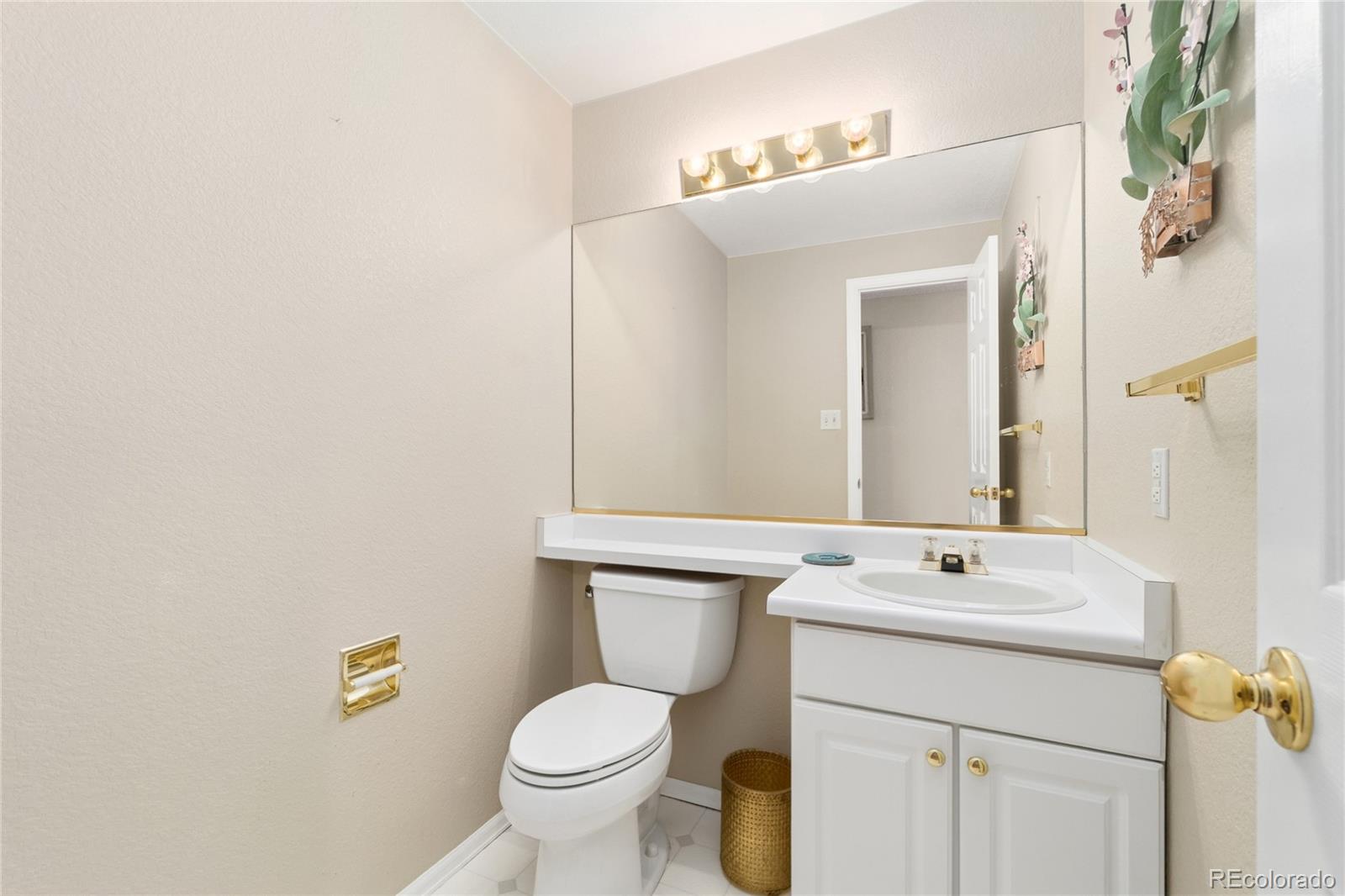 MLS Image #13 for 11786 n glencoe street,denver, Colorado