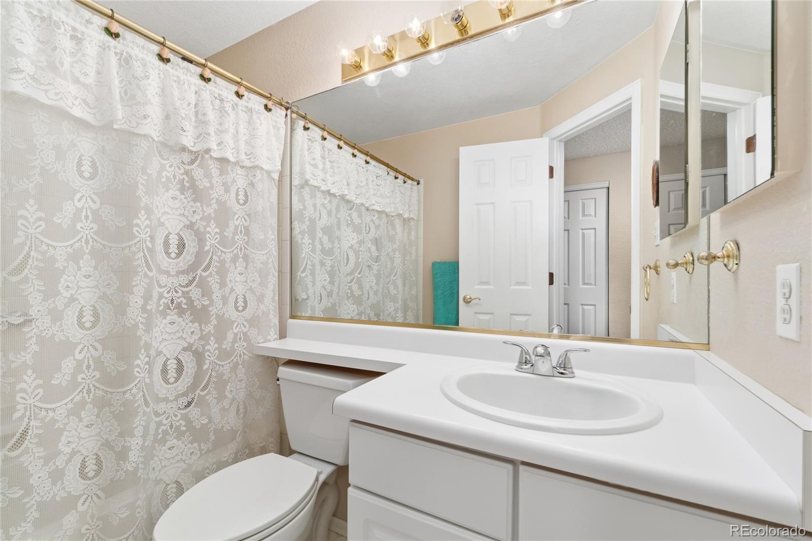MLS Image #17 for 11786 n glencoe street,denver, Colorado