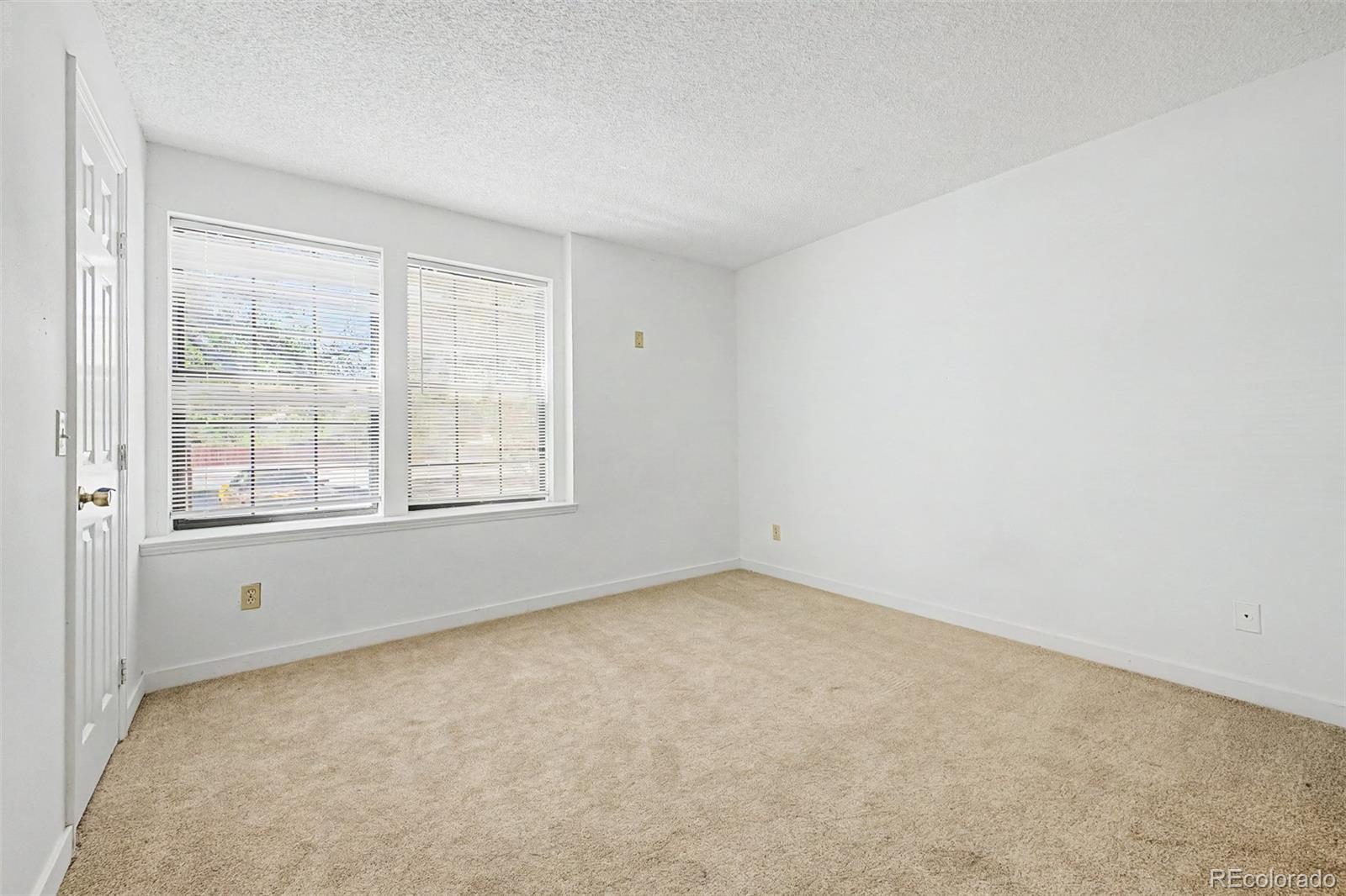 MLS Image #10 for 16255 e alaska place,aurora, Colorado