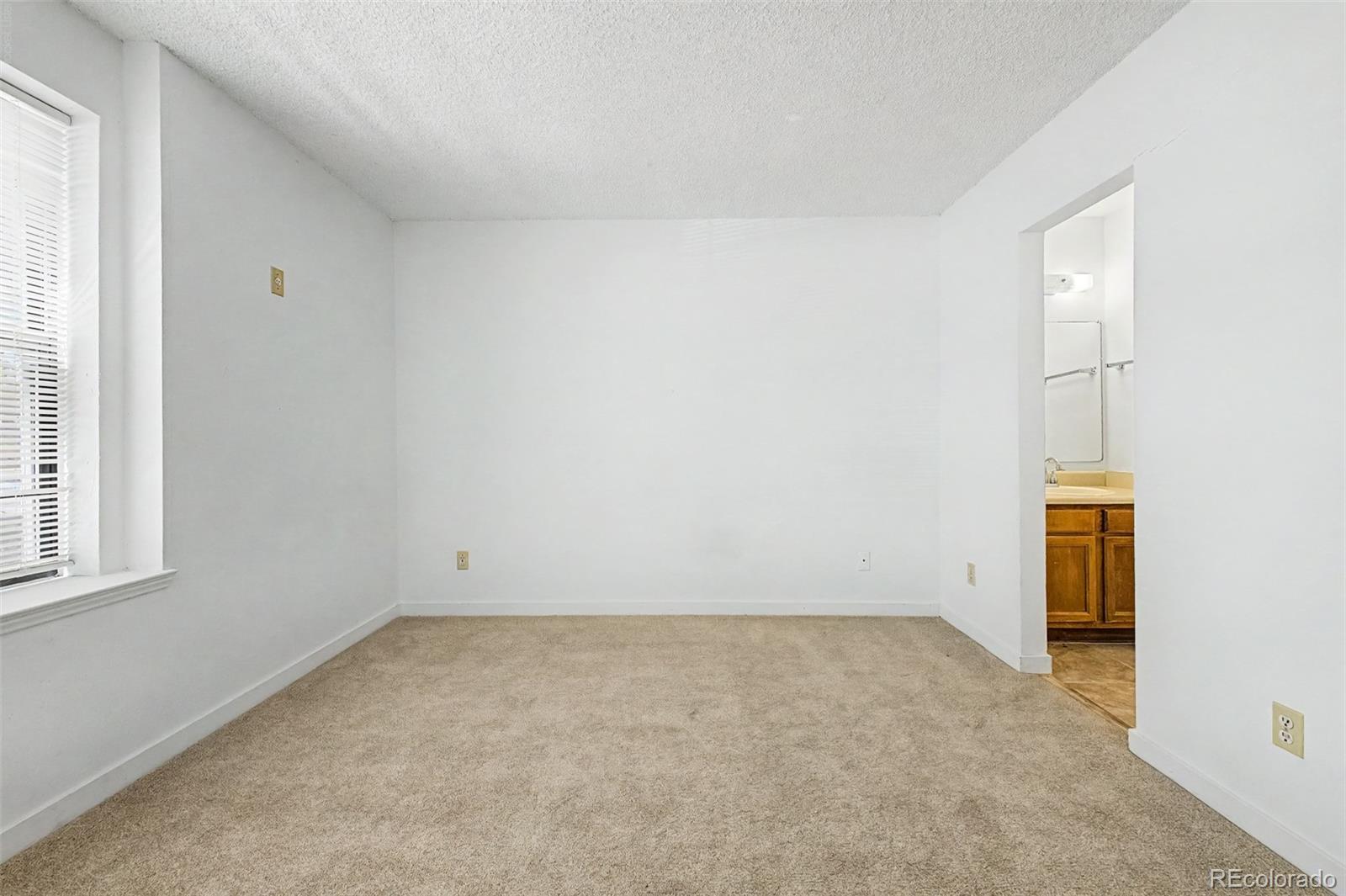 MLS Image #12 for 16255 e alaska place,aurora, Colorado