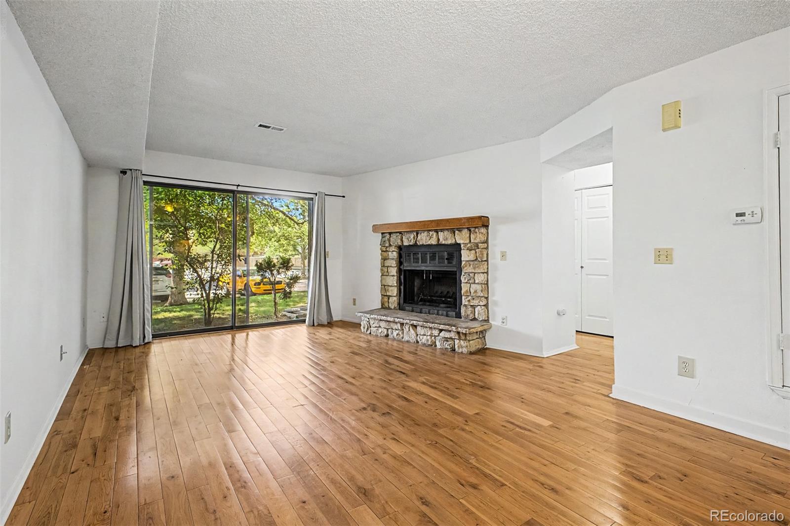 MLS Image #3 for 16255 e alaska place,aurora, Colorado