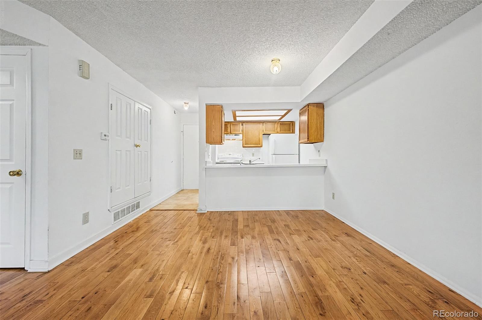 MLS Image #5 for 16255 e alaska place,aurora, Colorado