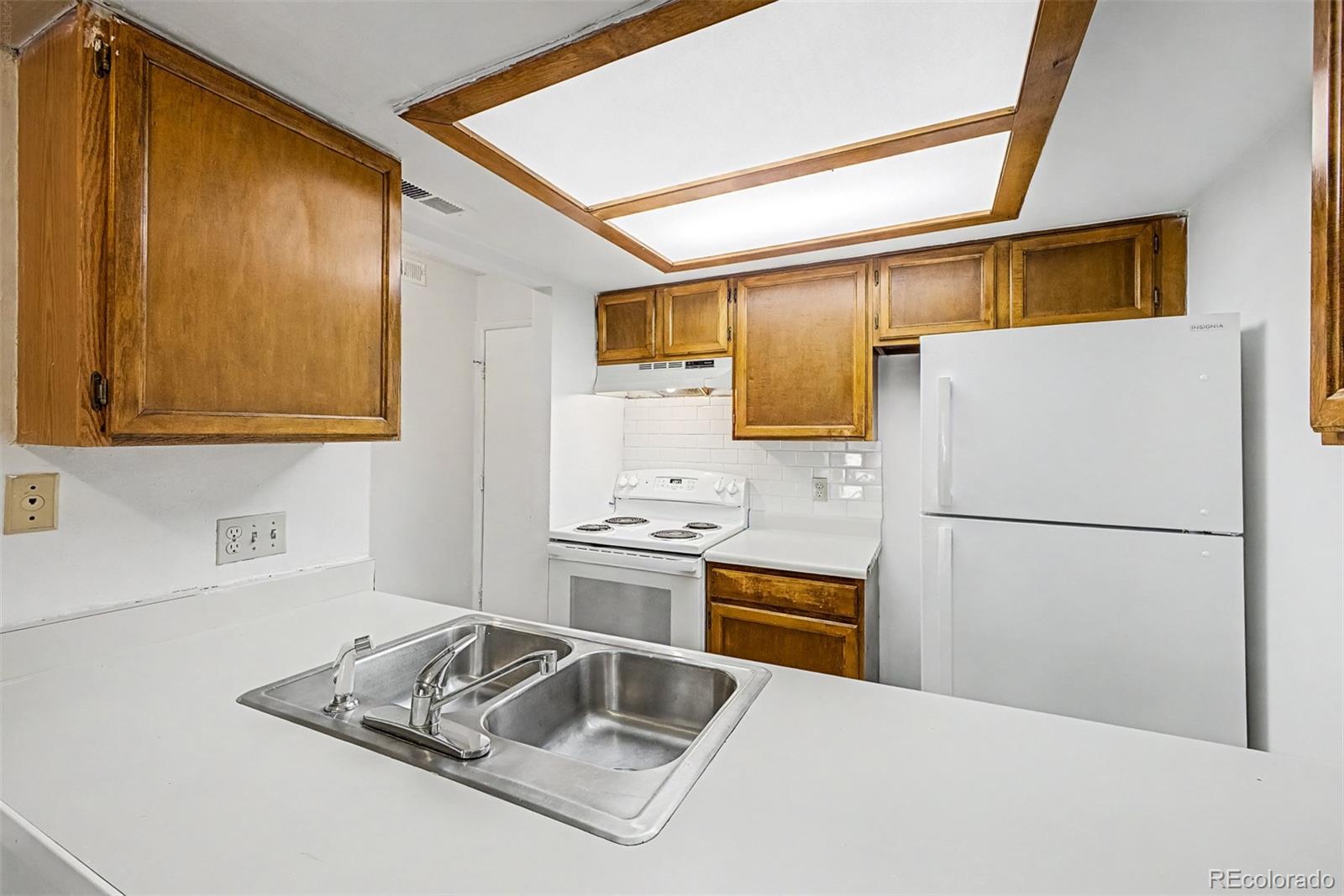 MLS Image #7 for 16255 e alaska place,aurora, Colorado