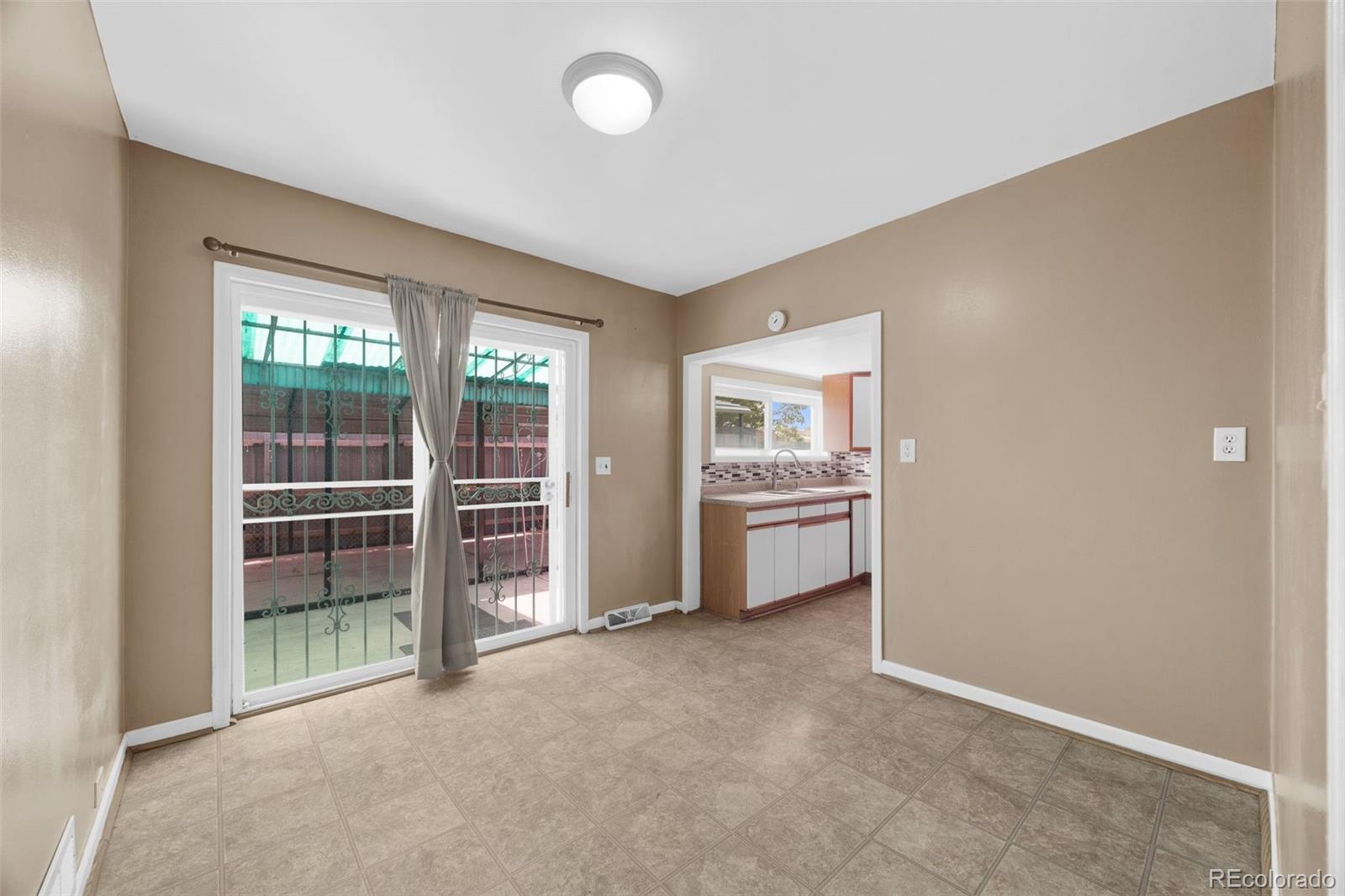 MLS Image #16 for 151 s eliot street,denver, Colorado