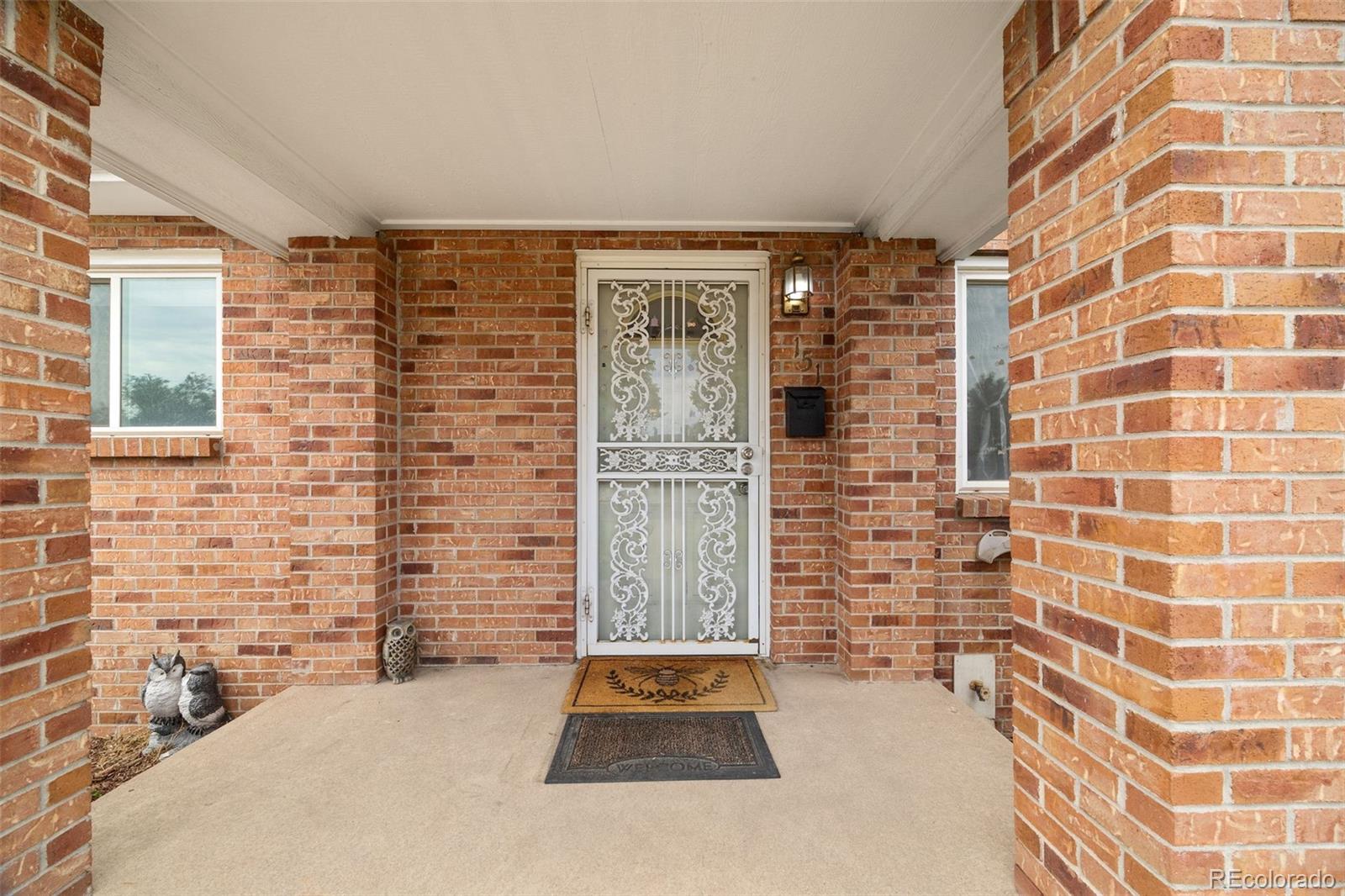 MLS Image #4 for 151 s eliot street,denver, Colorado