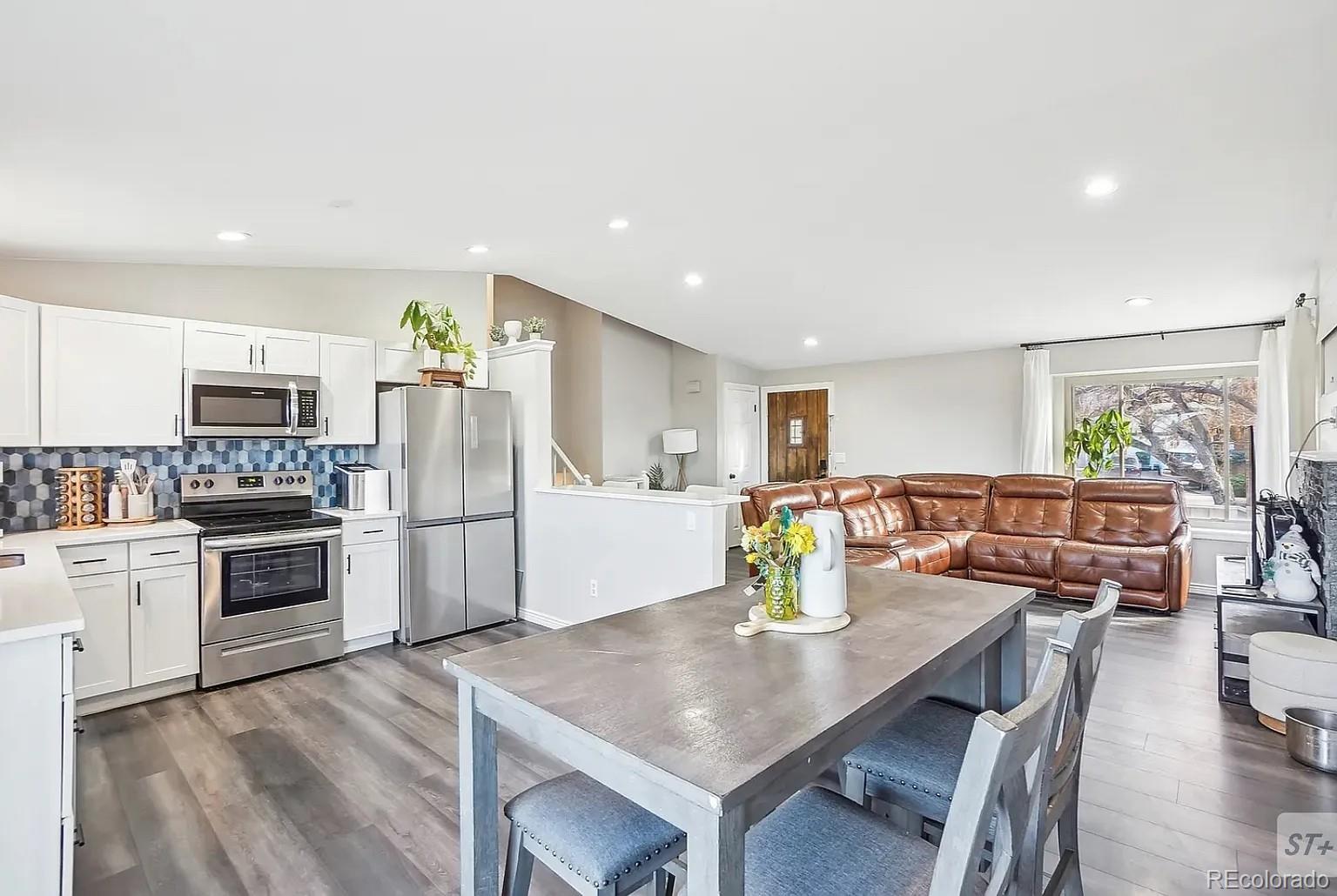 MLS Image #3 for 19003 e oxford drive,aurora, Colorado
