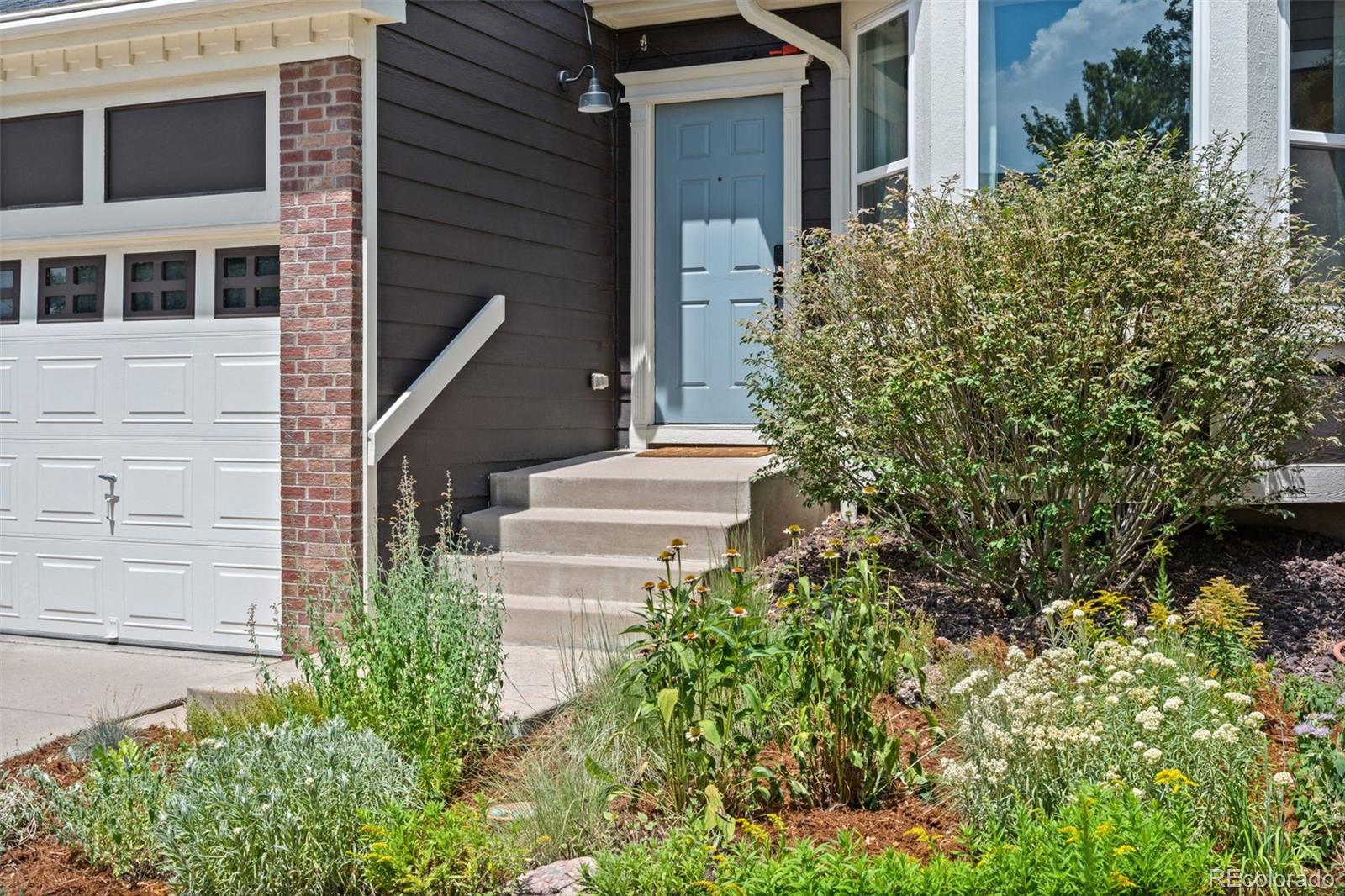 MLS Image #1 for 1181  riddlewood road,littleton, Colorado