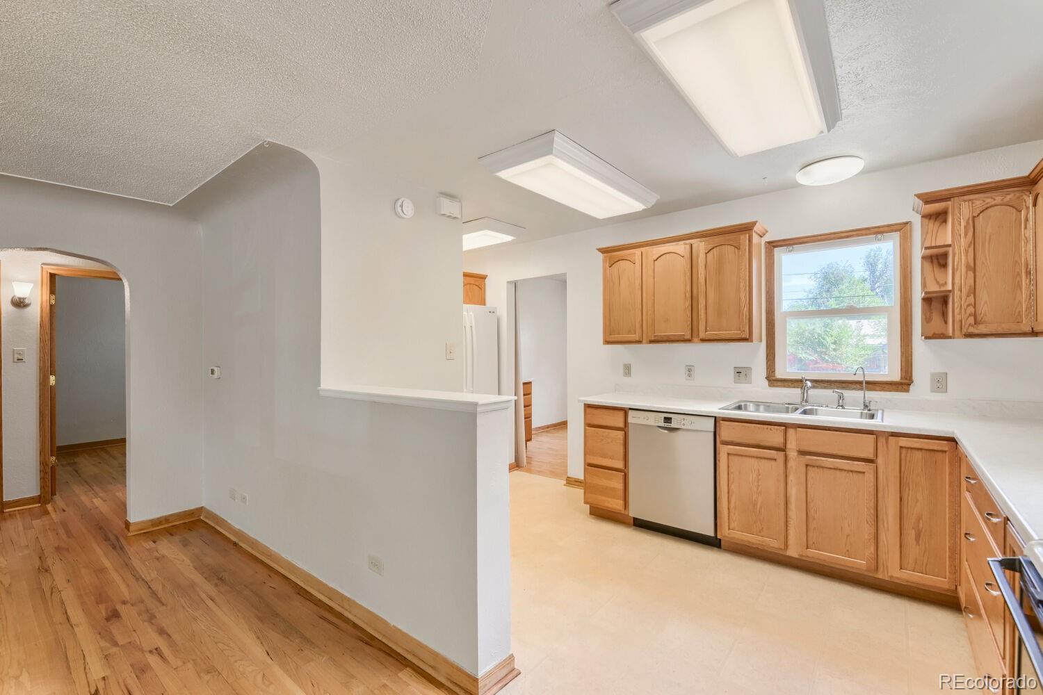MLS Image #13 for 4276 s pennsylvania street,englewood, Colorado