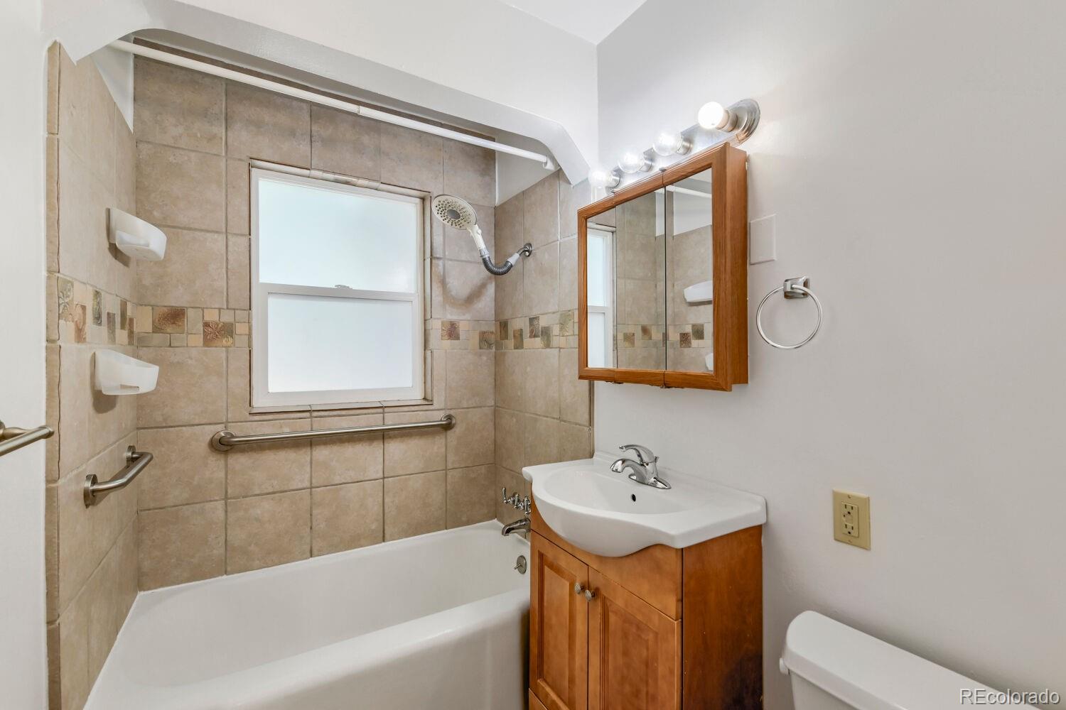 MLS Image #19 for 4276 s pennsylvania street,englewood, Colorado