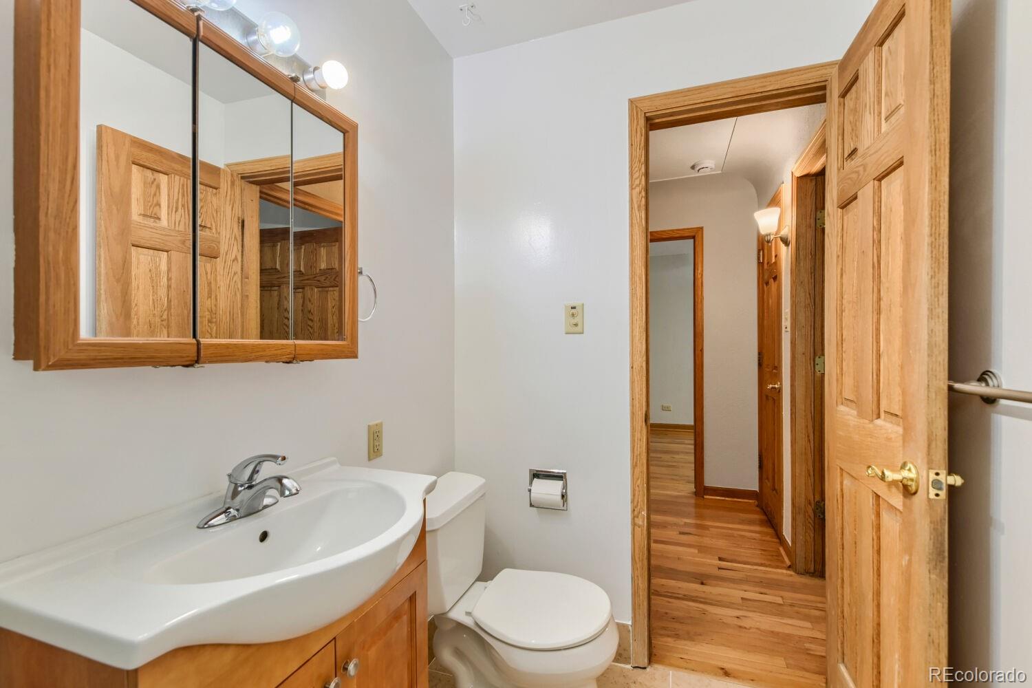MLS Image #20 for 4276 s pennsylvania street,englewood, Colorado
