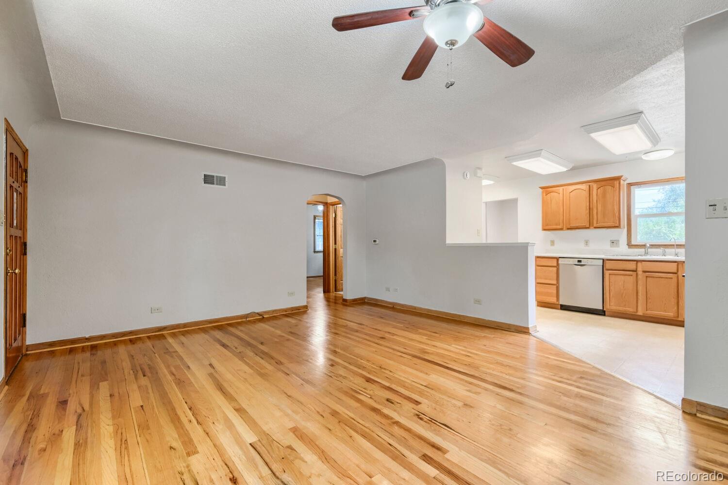 MLS Image #7 for 4276 s pennsylvania street,englewood, Colorado