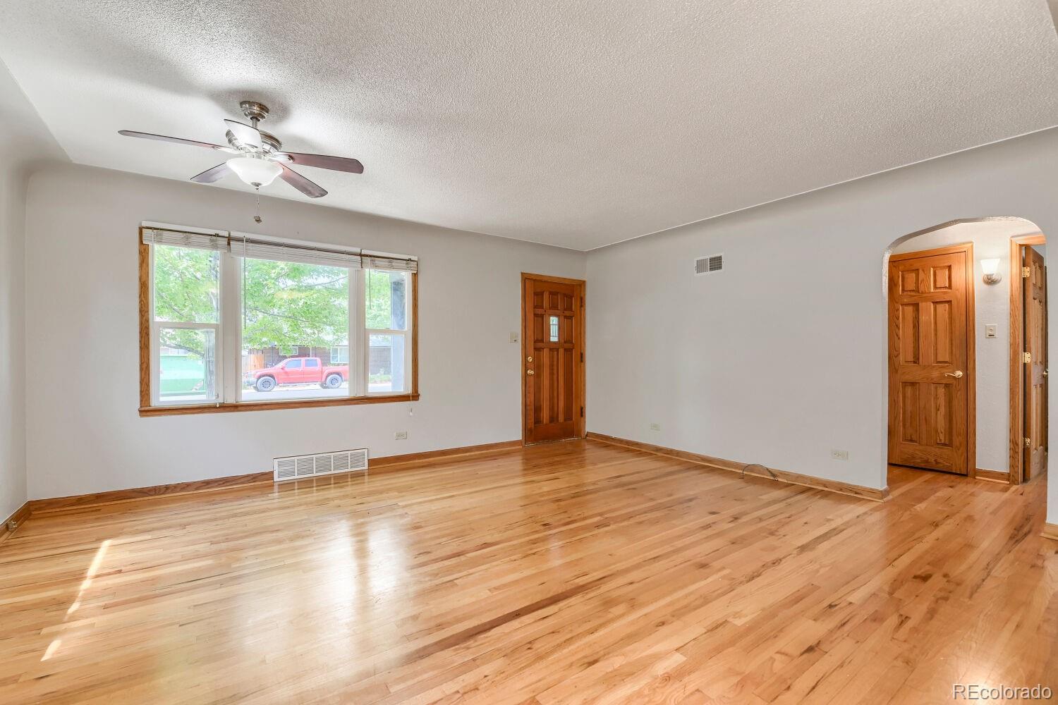 MLS Image #8 for 4276 s pennsylvania street,englewood, Colorado