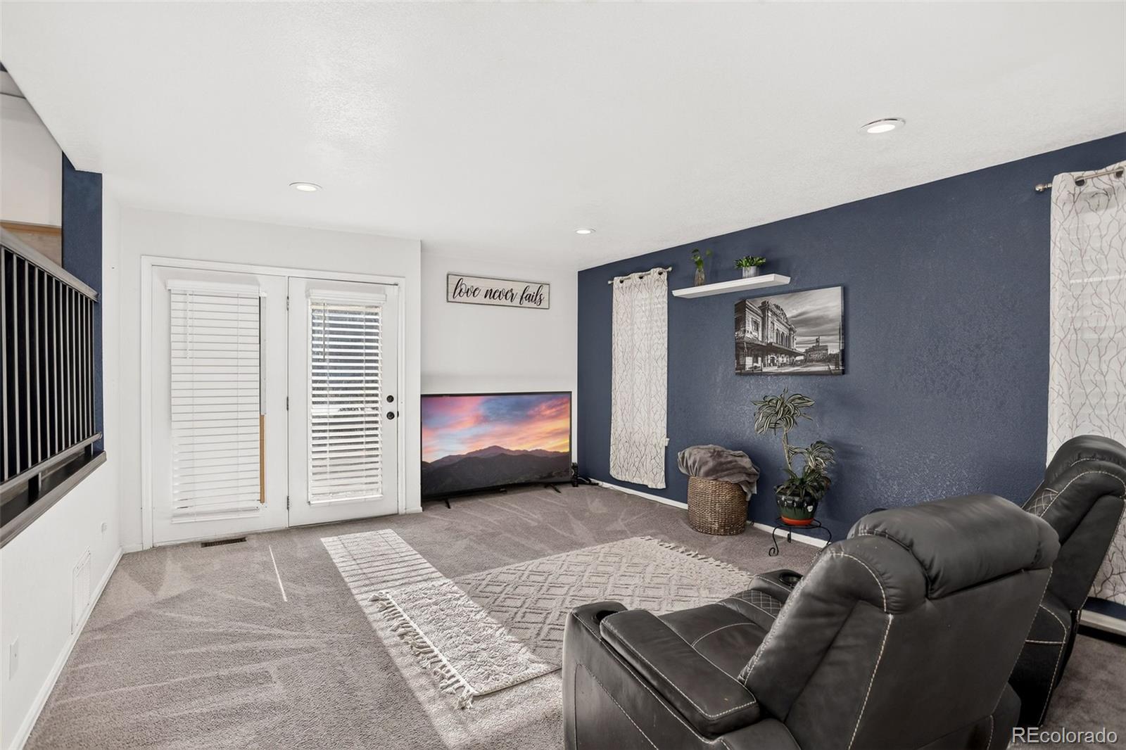 MLS Image #14 for 10026  westside circle,littleton, Colorado