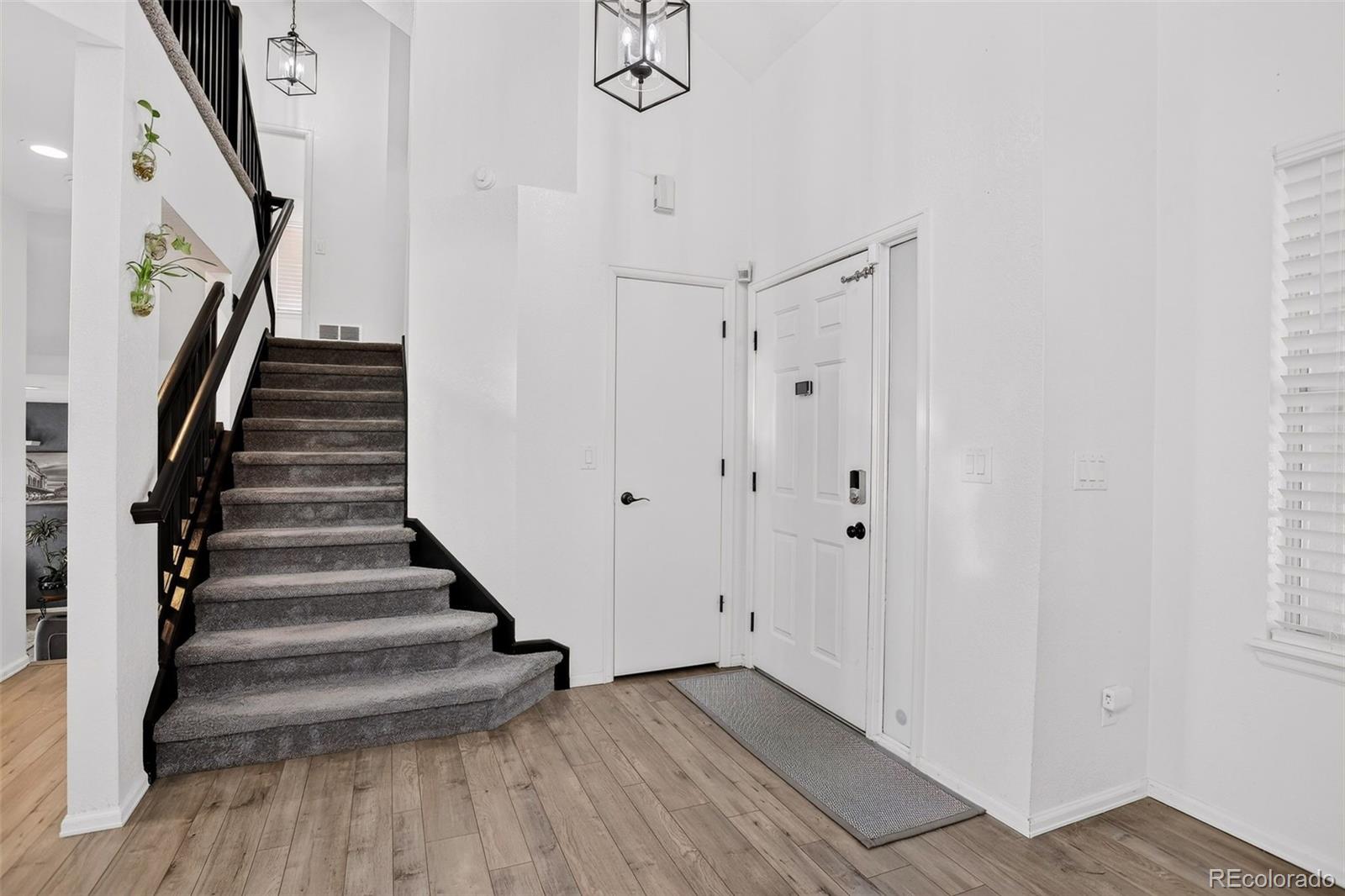 MLS Image #2 for 10026  westside circle,littleton, Colorado