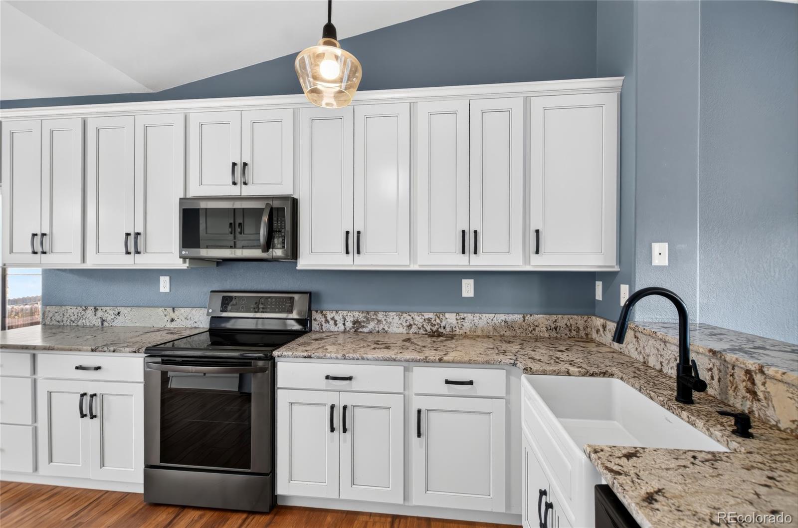 MLS Image #8 for 4550  star ridge drive,colorado springs, Colorado